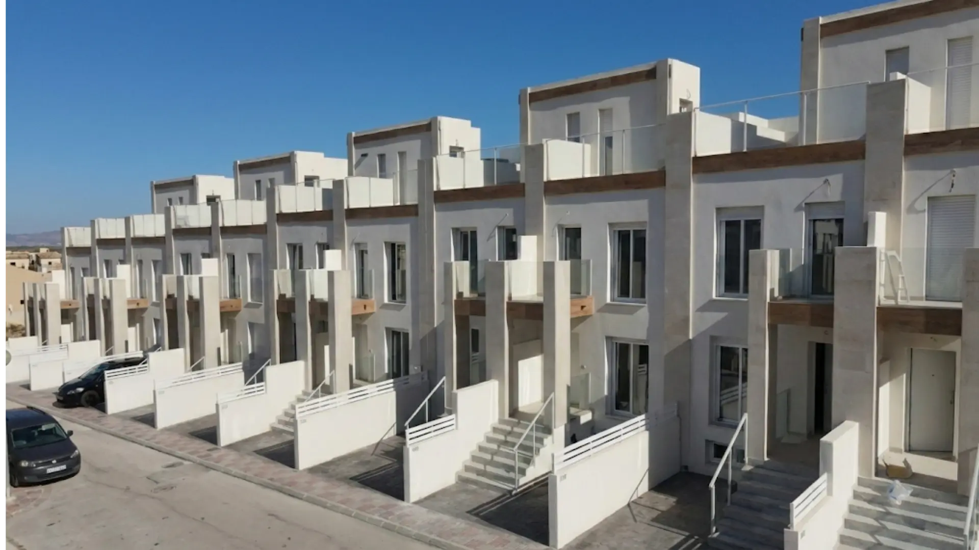 NEW CONSTRUCTION TOWNHOMES IN GRAN ALACANT