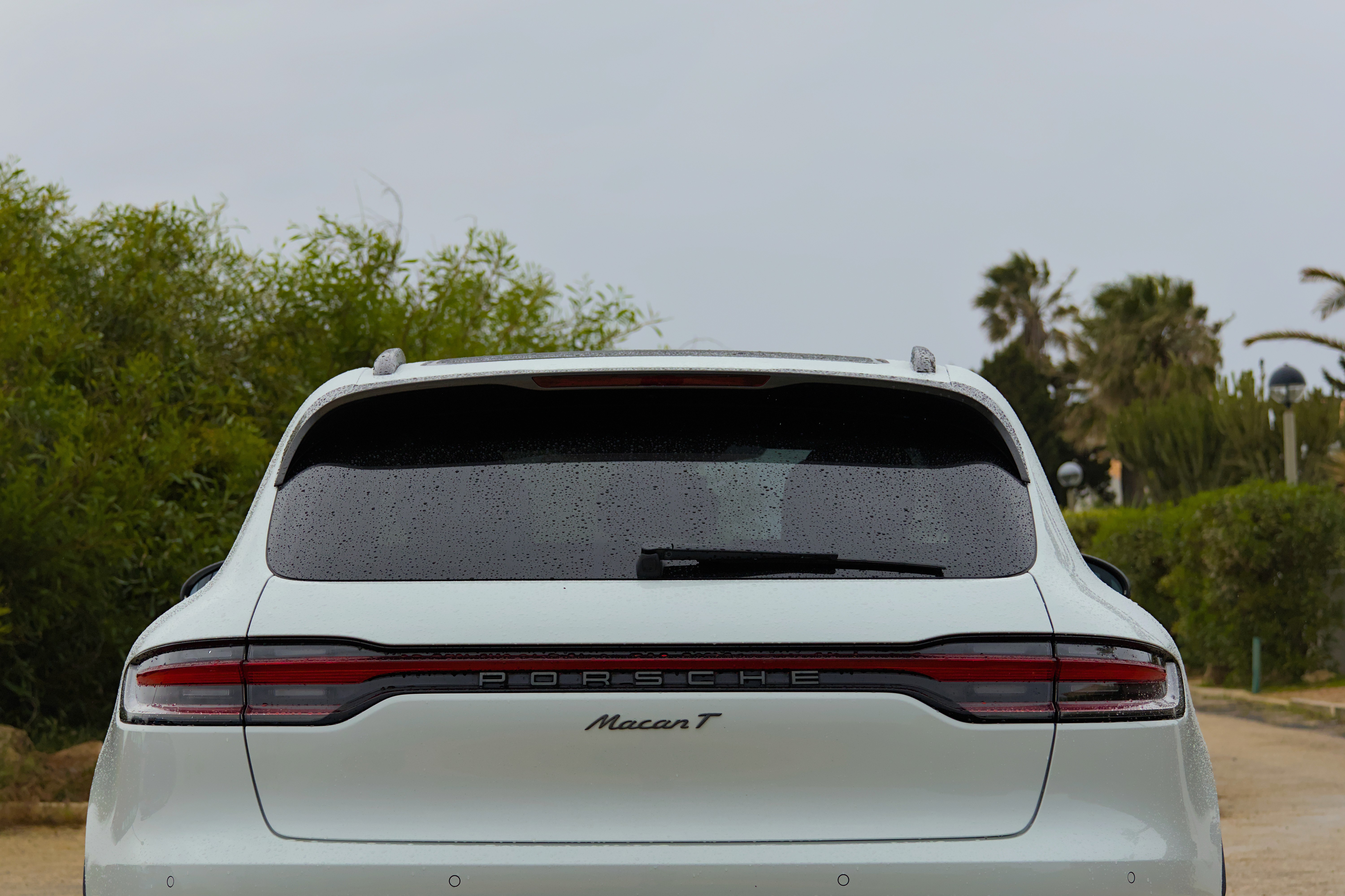 REV Porsche Macan T