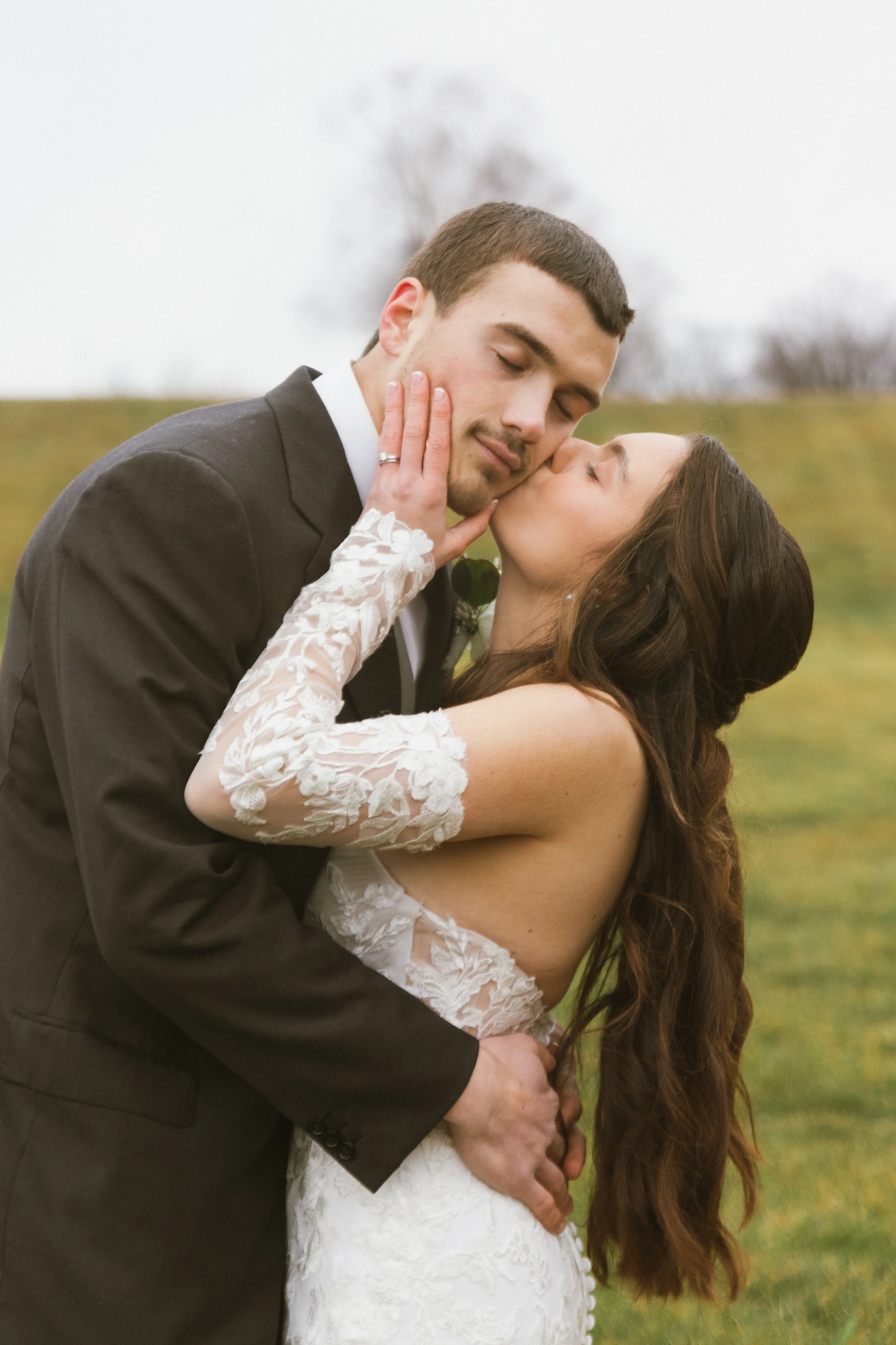 Batch.Works logo over a photo of a box of 3D printed objects