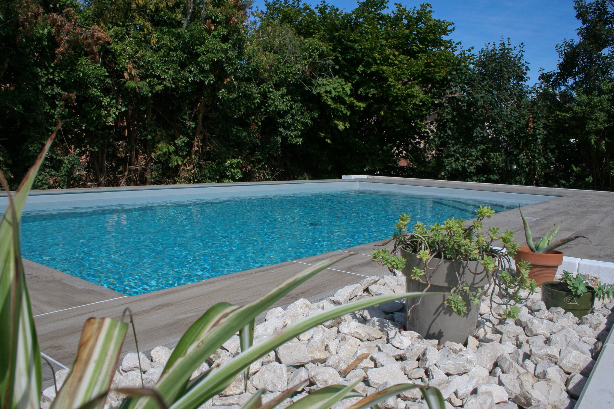 Création de piscine béton sur-mesure à Kingersheim par Acqua Terra pisciniste à Hirsingu