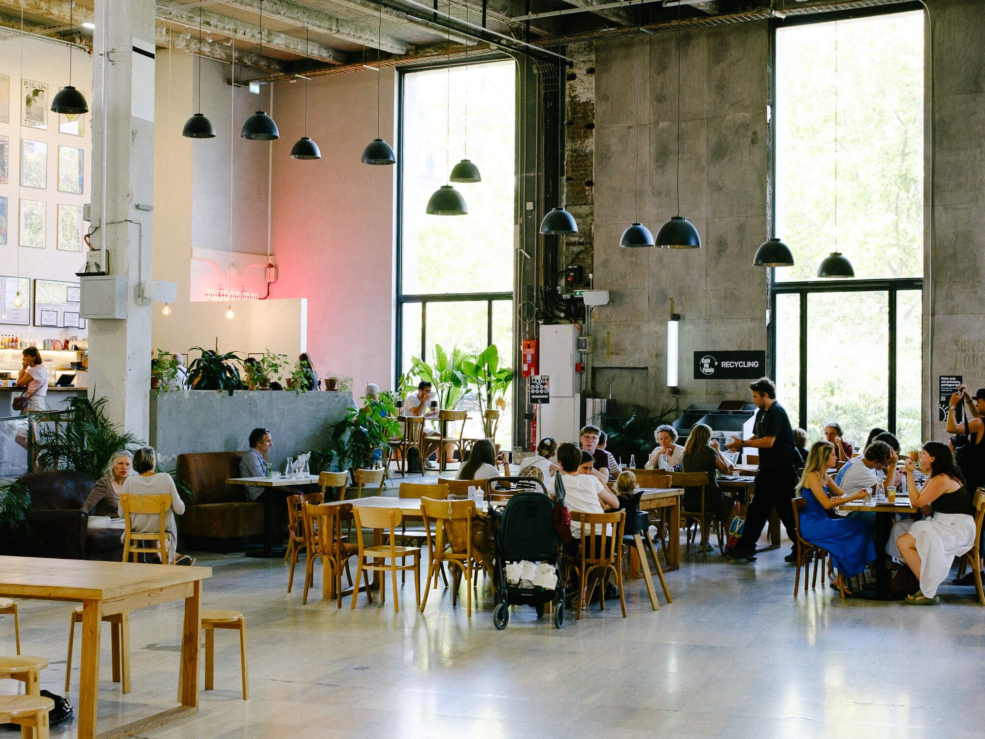 The Palais de Tokyo Cafe, Photo by Victor Nikishov