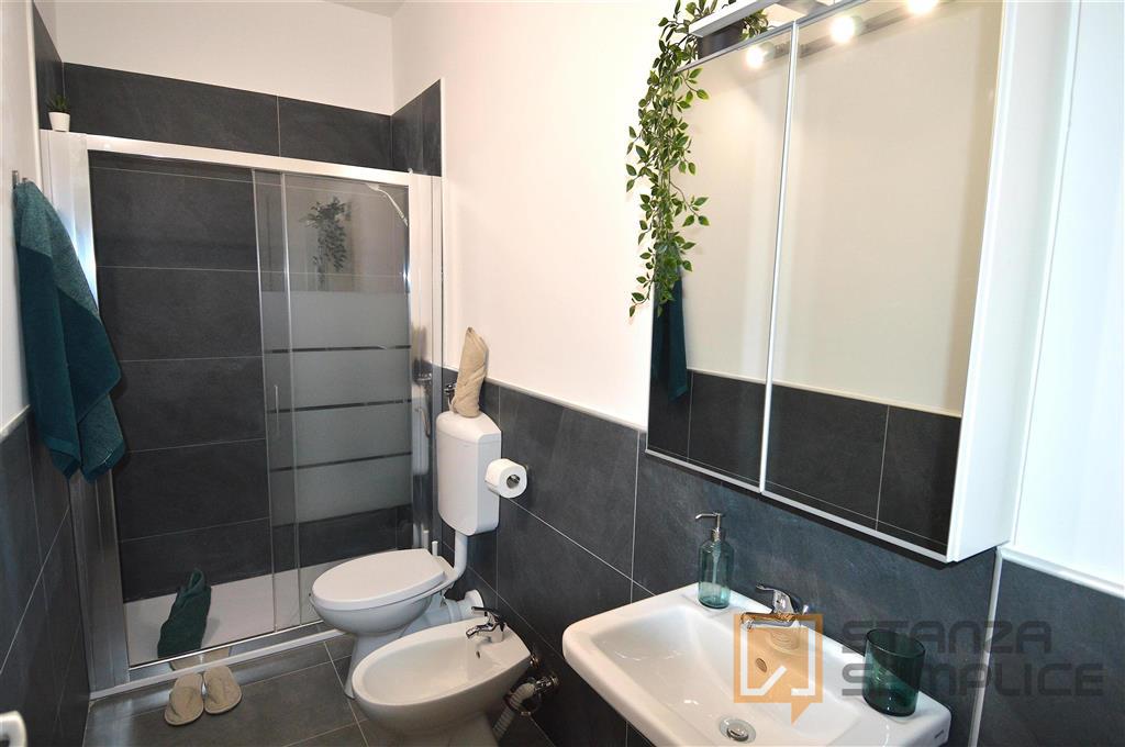 11.63 sqm room in Via Crespellani, Modena