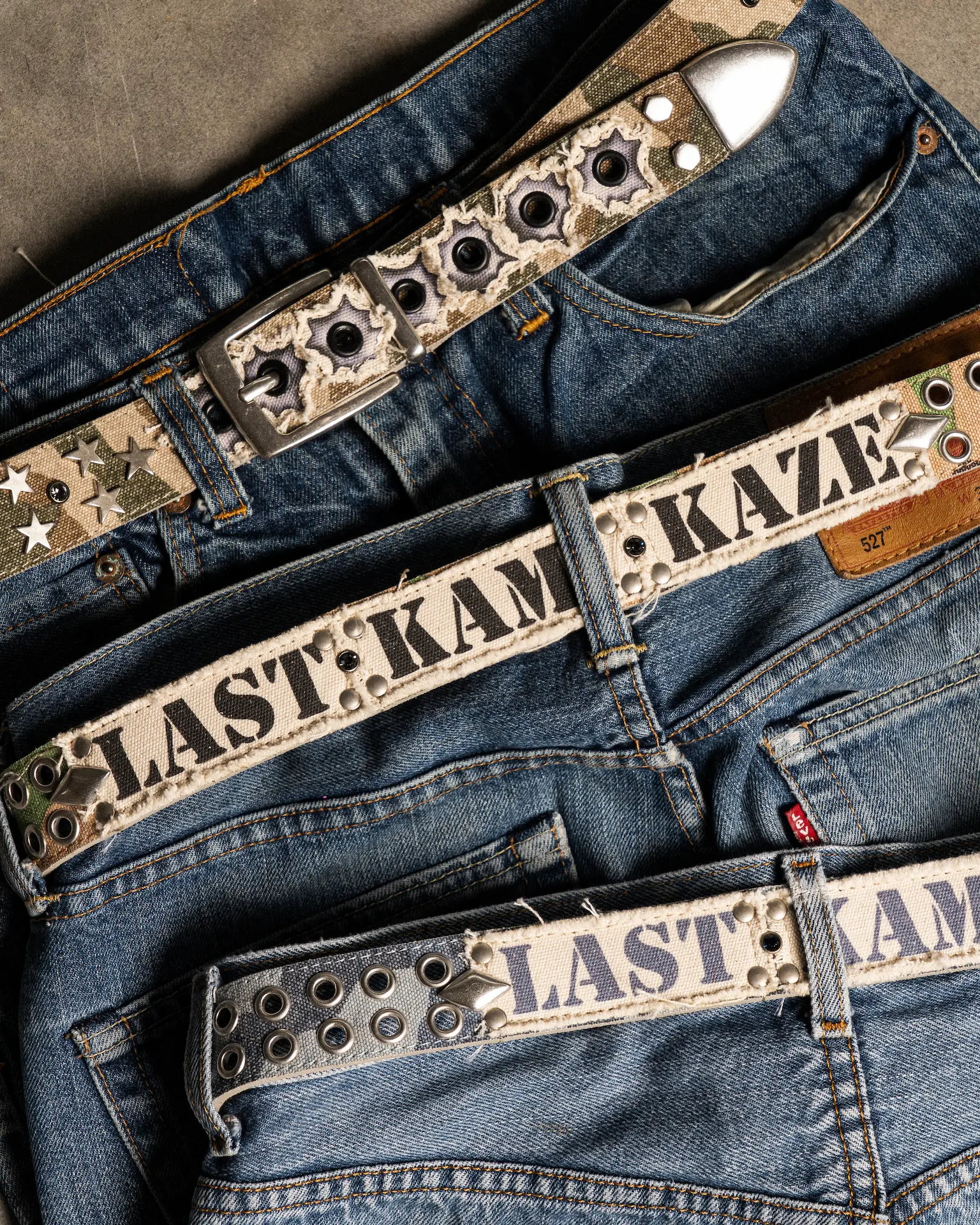 Amelia Reed legs pose