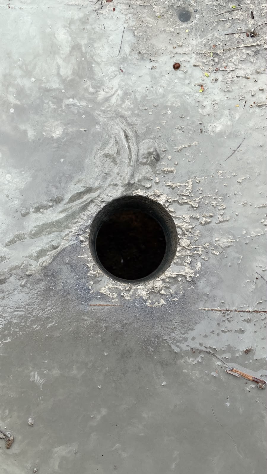 Furo técnico em concreto