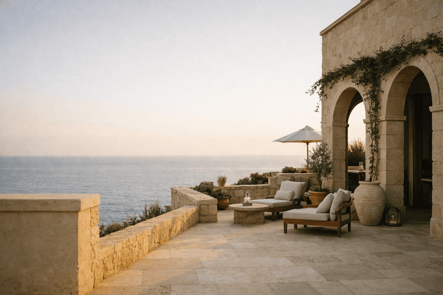 Dynamic picture of a cyclist riding downhill