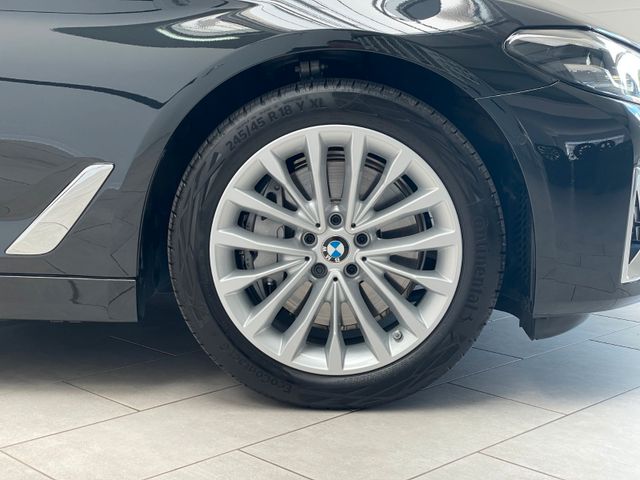 BMW 530 2022 BLACK Gebrauchtwagen - Galeriebild 5