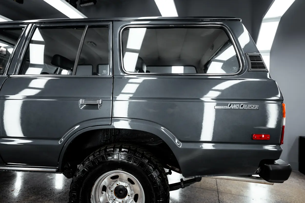 1989 Toyota Land Cruiser FJ62 photo 11