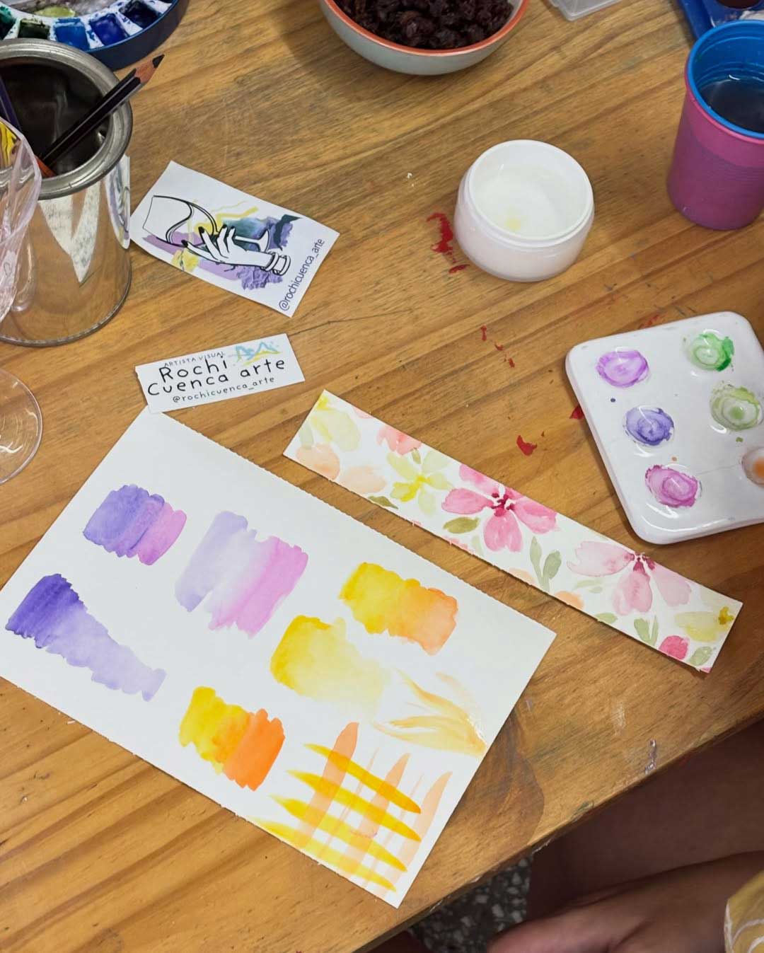 Mesa de trabajo con pruebas de color, gradientes y opacidad para luego usar en composiciones abstractas.