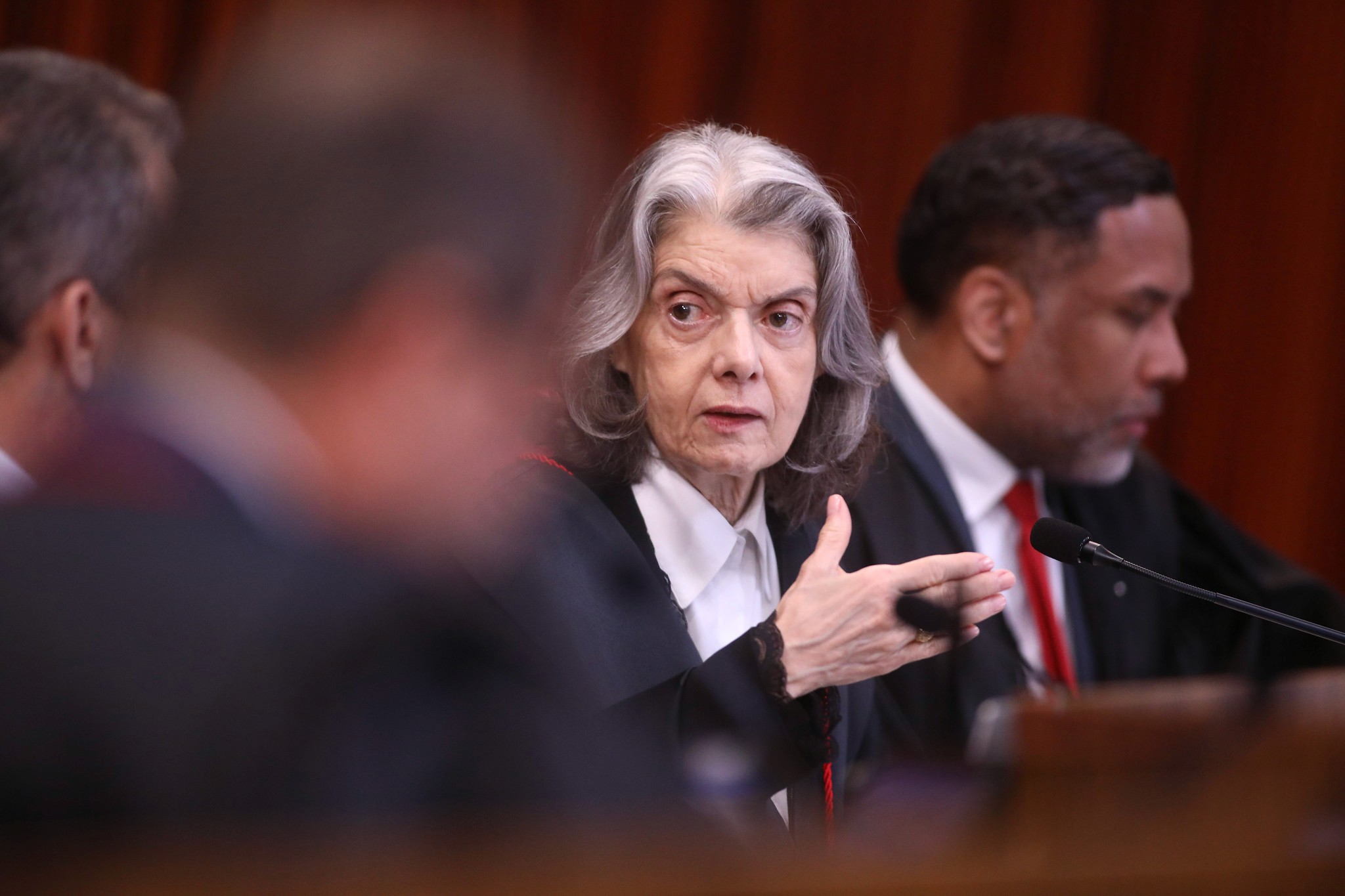 Ministra Cármen Lúcia durante sessão plenária do TSE, em 7 de abril de 2026. Foto: Luiz Roberto/TSE