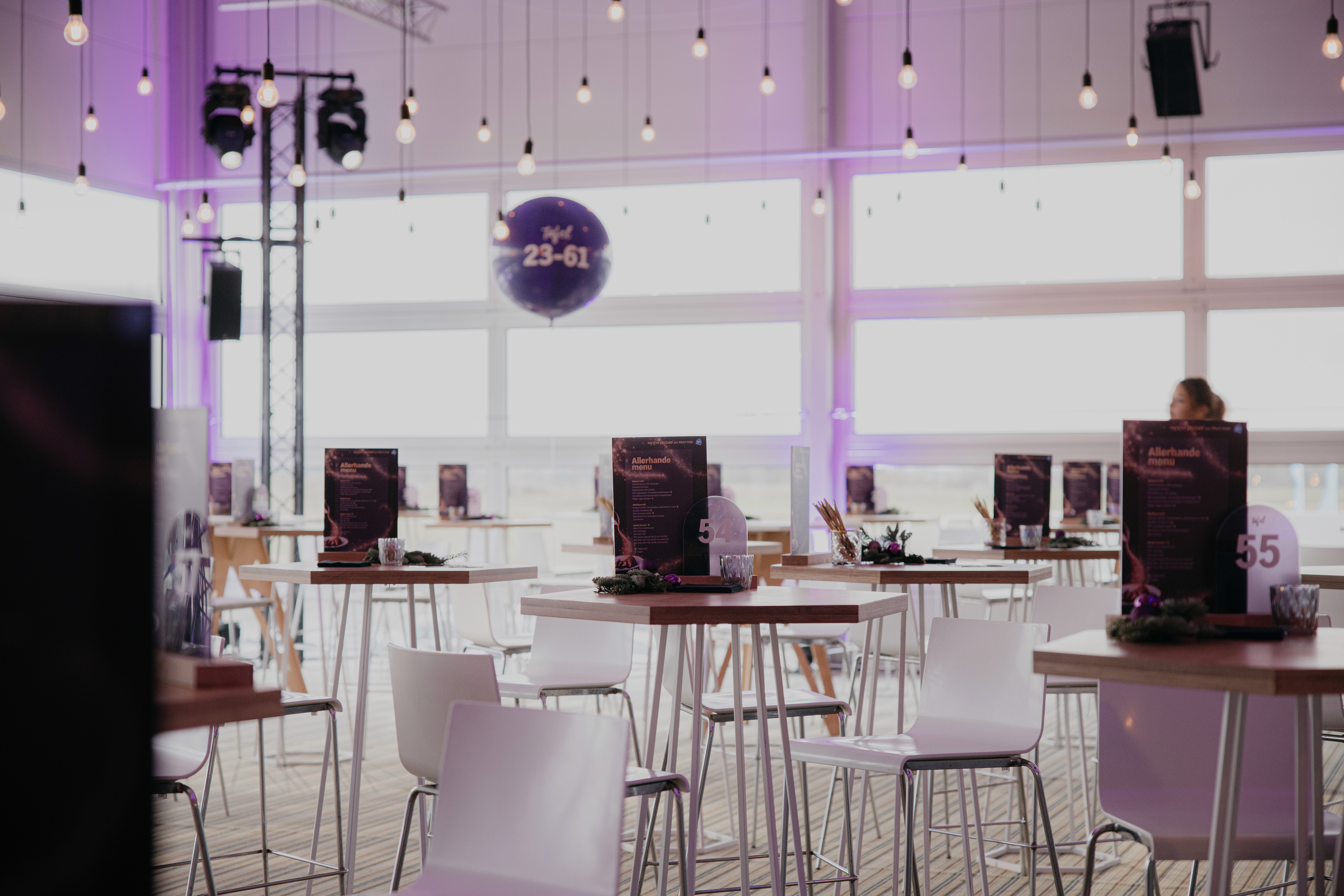 Here comes the alt text