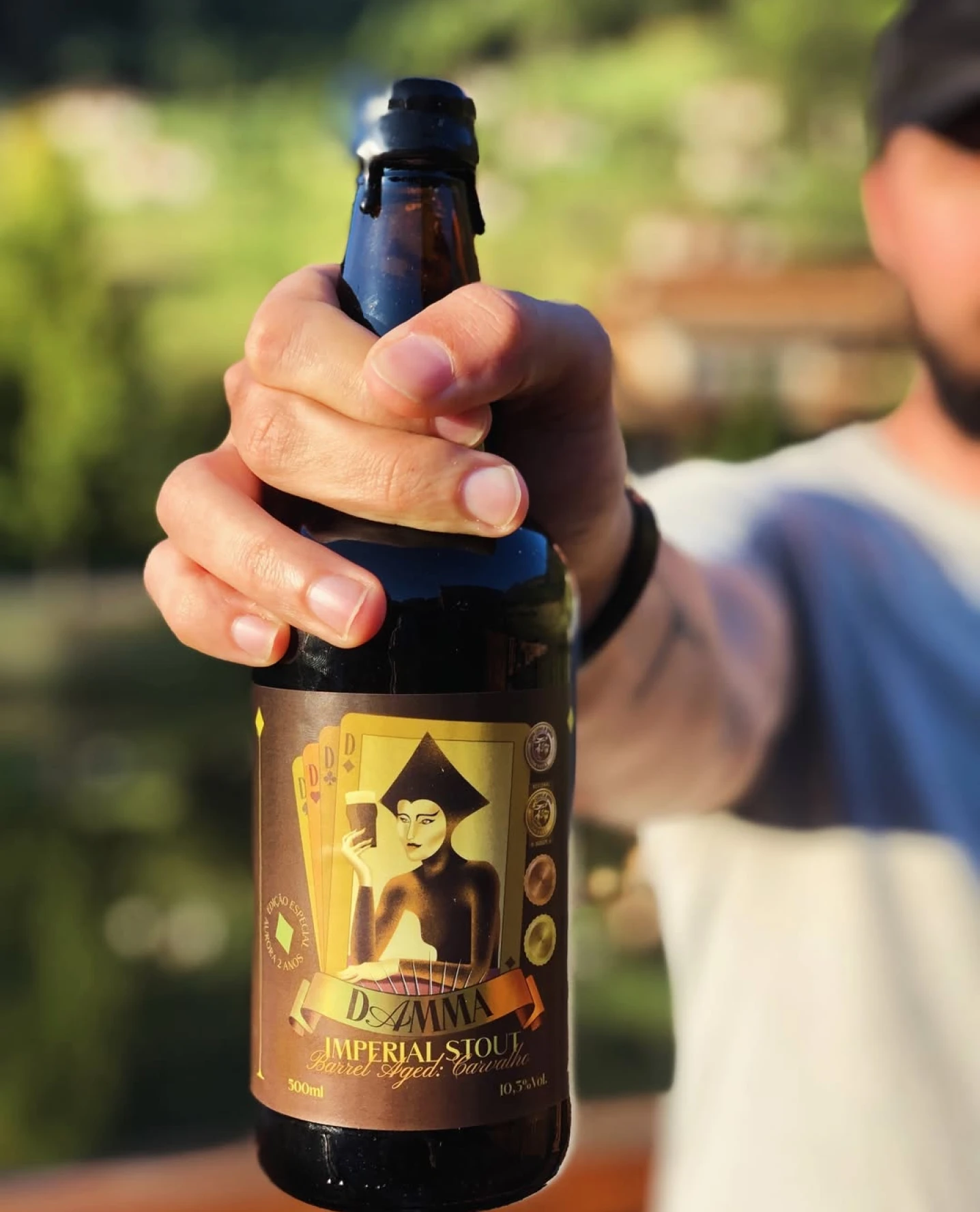 Cerveja Damma Imperial Stout envelhecida em Carvalho
