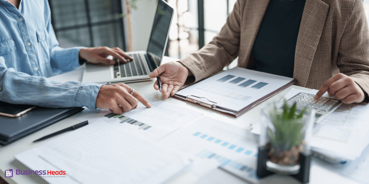 Internal vs External Audit Services in Dubai