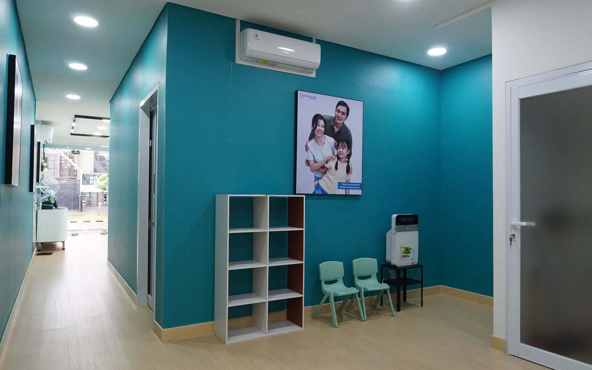 interior design dental clinic jakarta contractor
