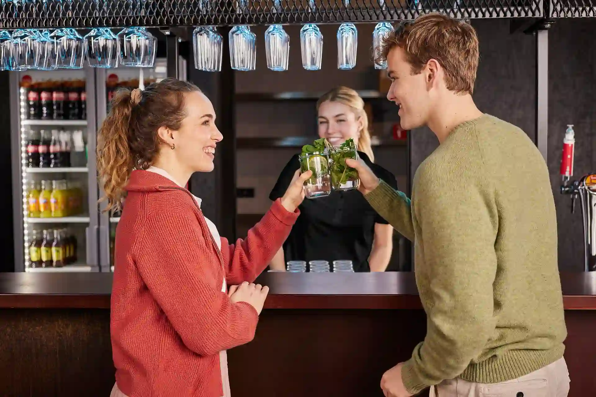 ruff-golf-bar-horeca-utrecht-indoor-golf-borrel-drankjes-social-experience