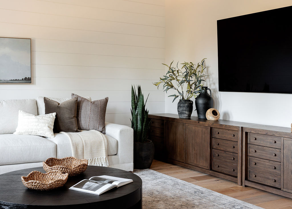 We’re so excited to share details from The Wedgewood House: Media Room –– one of our favorite interior design + professional organizing projects in Seattle, WA.