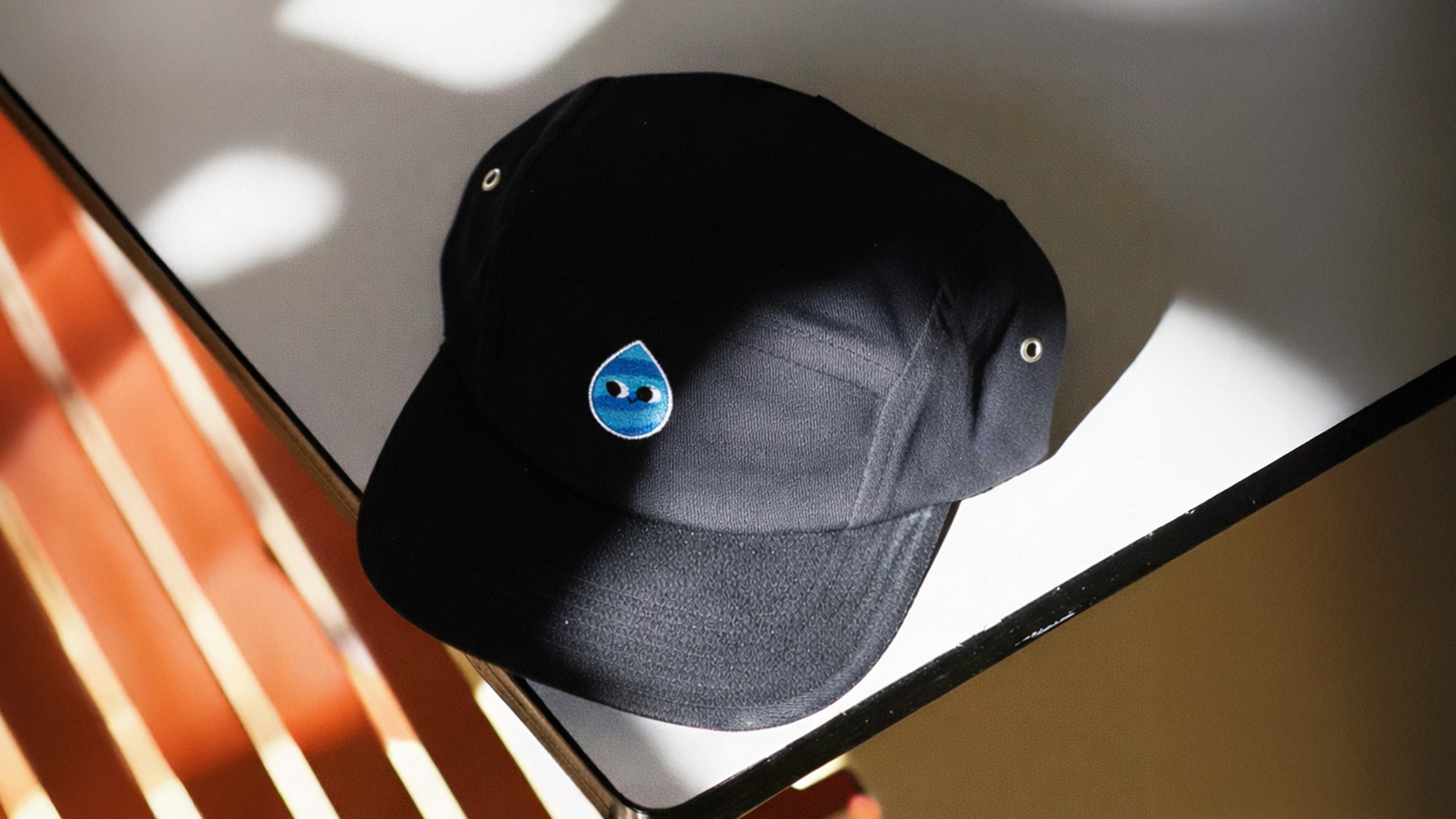 EE design by UK designer Dan Bailey