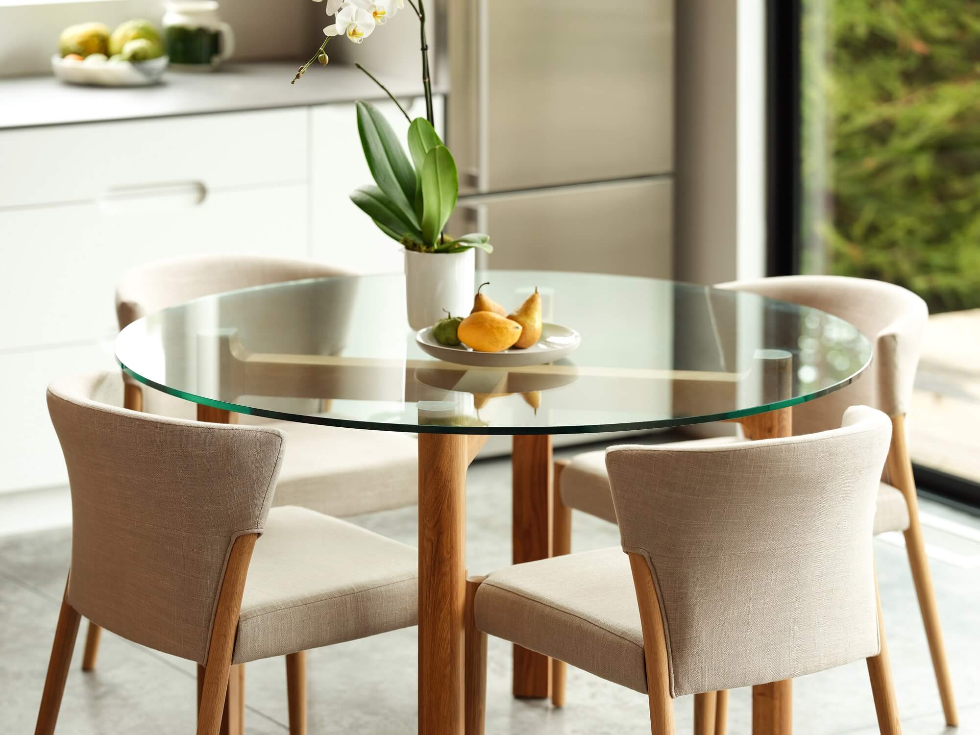 EQ3 dining room set