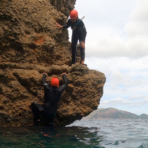 Alcudia: Bilete pentru experiența Coasteering în Can Pastilla
