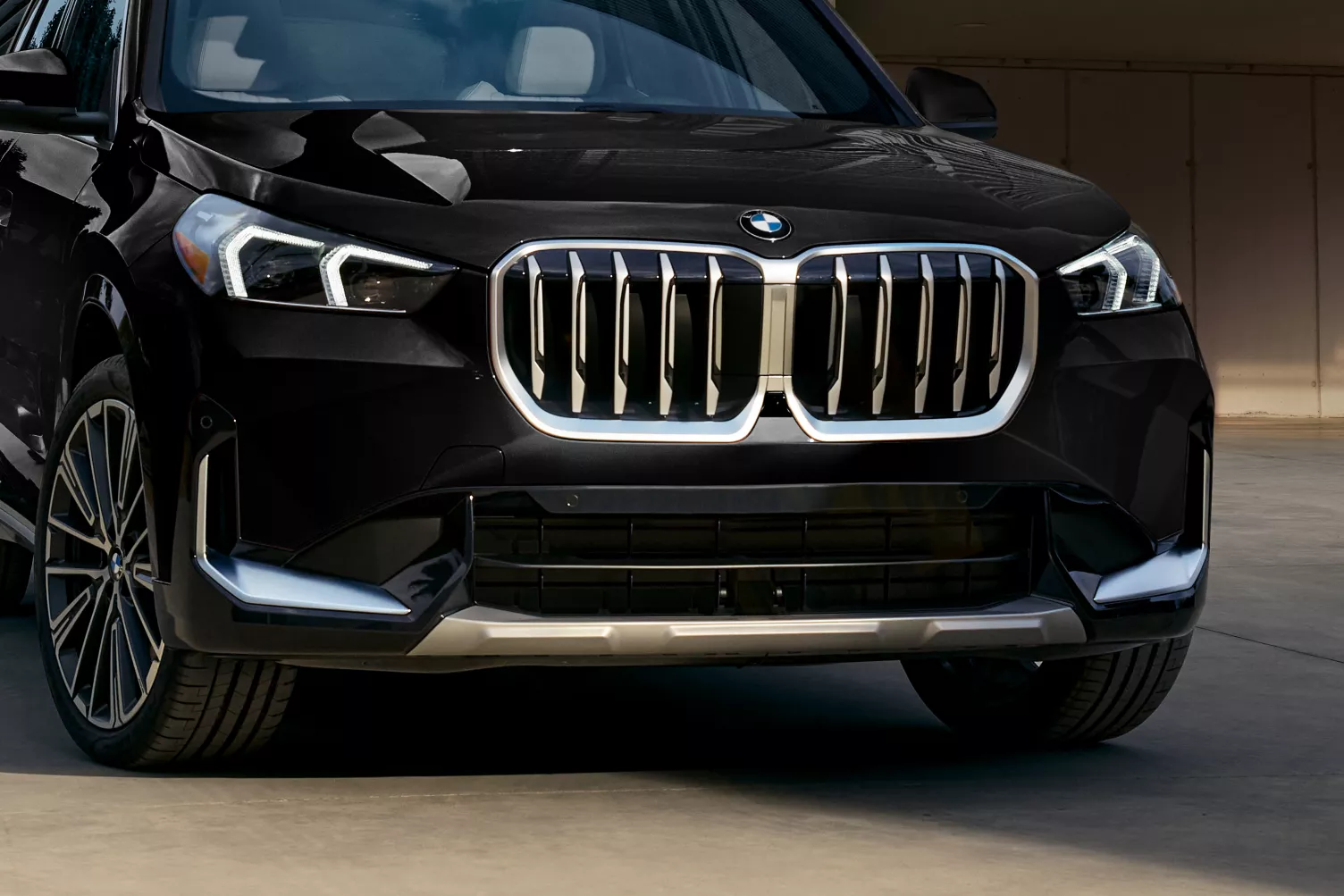 BMW iX1 2025