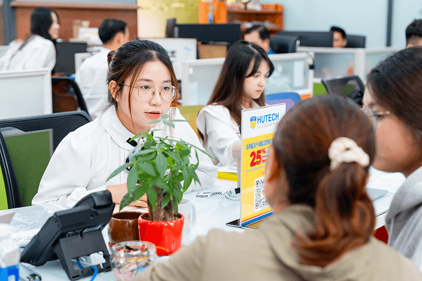 Làm thế nào để tăng cơ hội nhận học bổng Tuyển sinh 2026 của HUTECH? 55