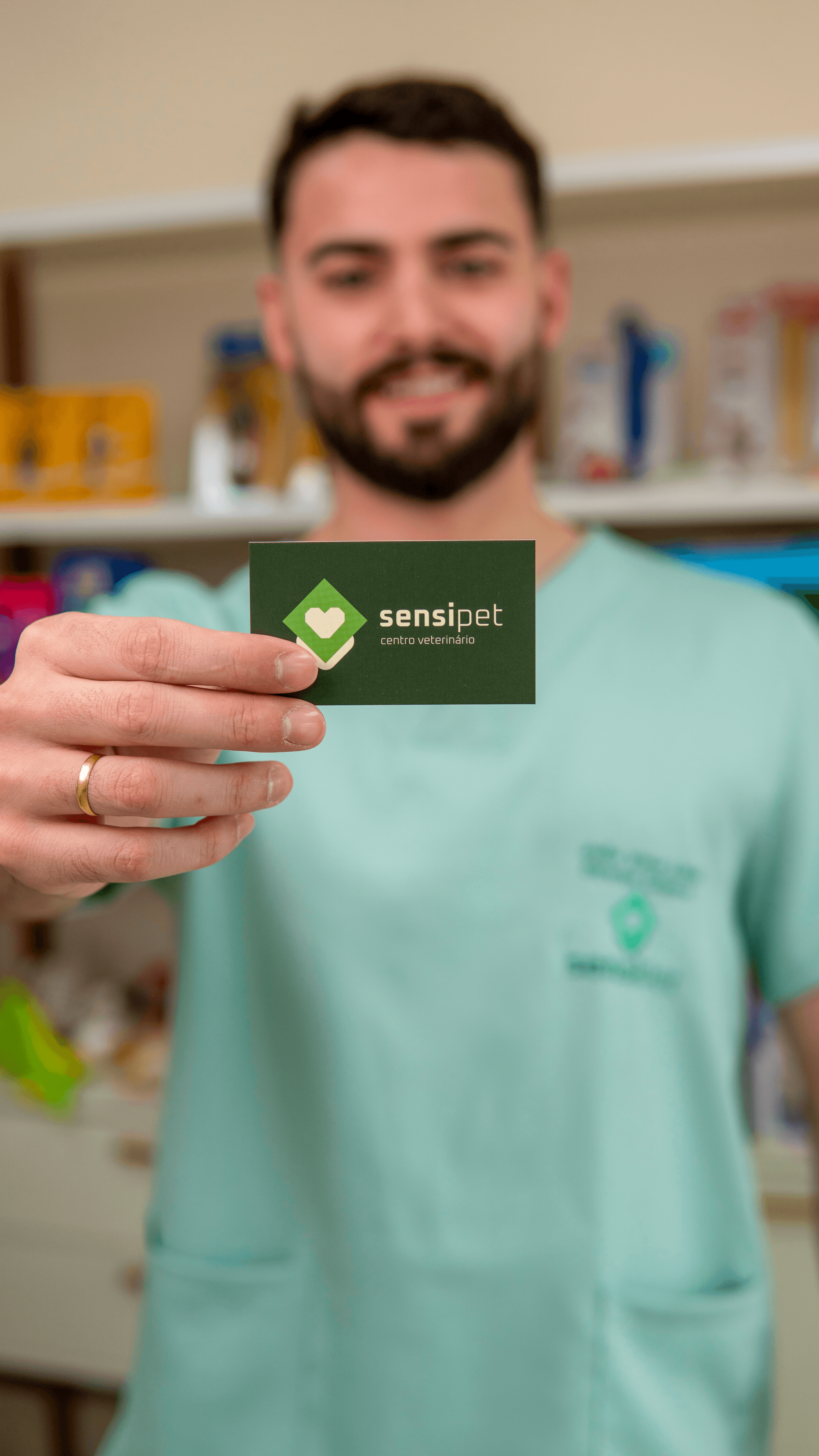 Cartão de visitas do Sensipet Centro Veterinário, desenvolvido pela Lavoro