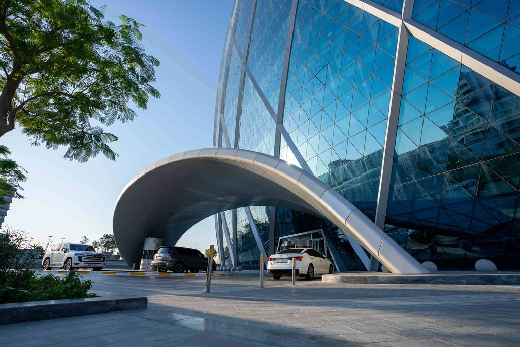 Smart entrance locks for secure access to premier virtual offices abu dhabi and business facilities.