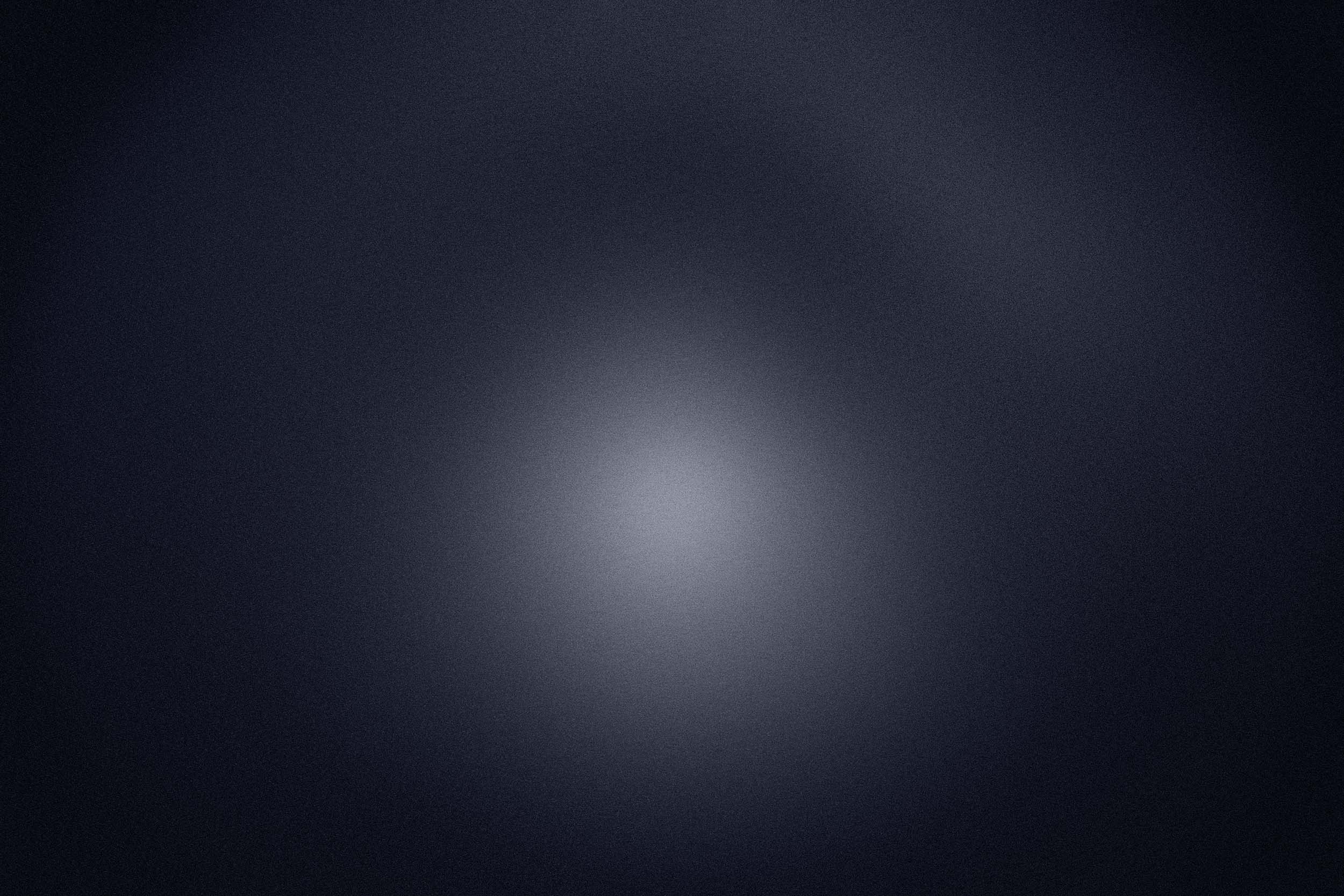 Circular LIght beams on a dark background