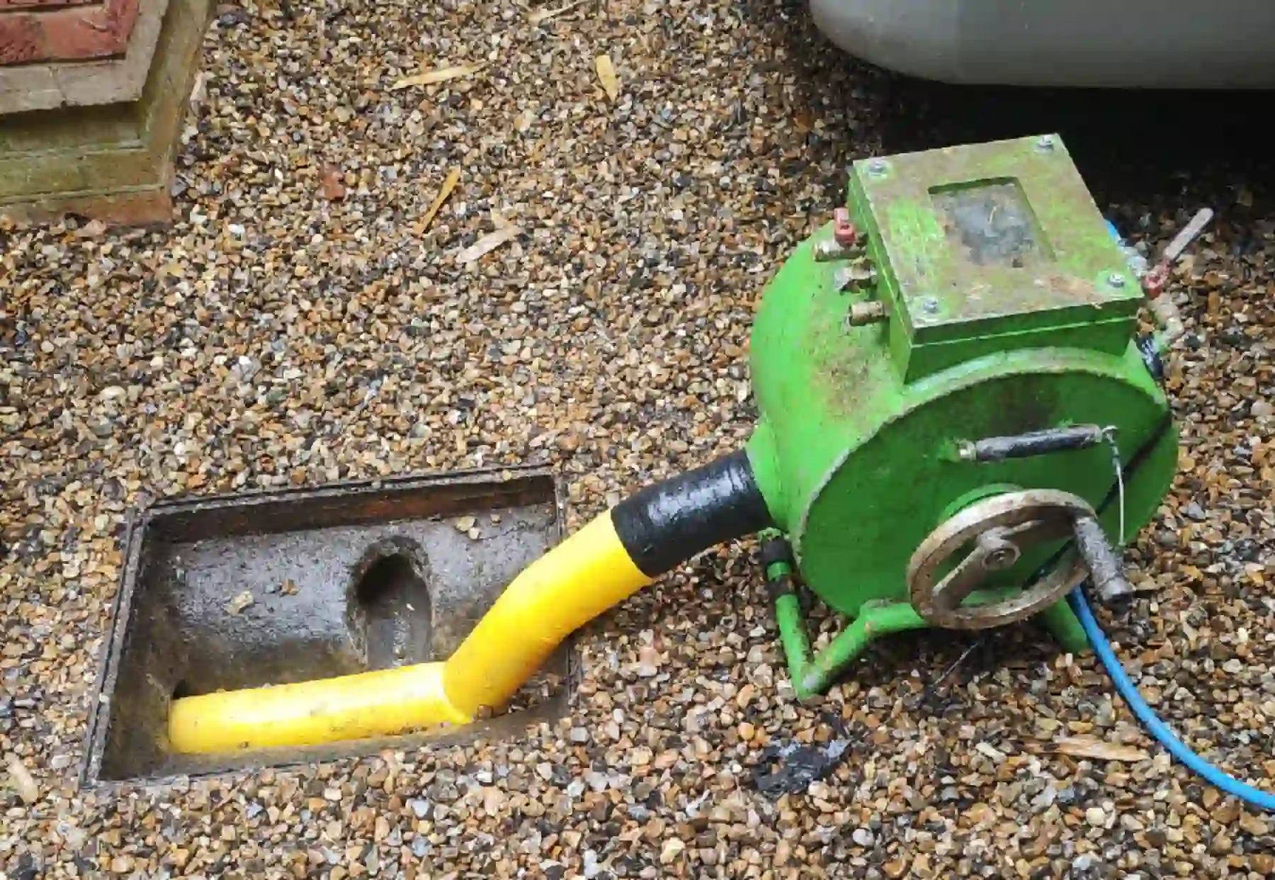 Gauge showing levels of user engagement, with tags for high and low engagement percentages.