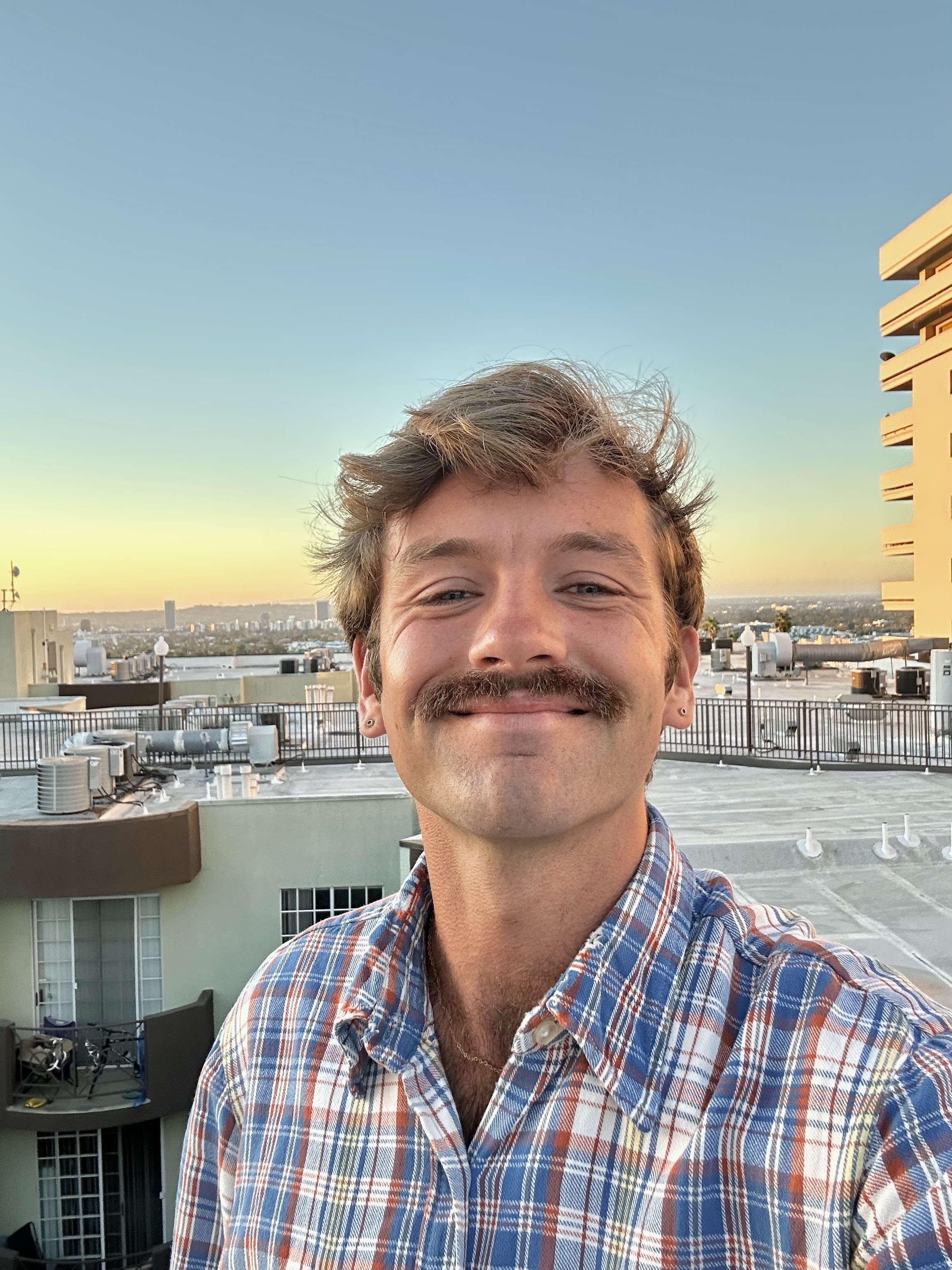 Portrait of Aidan Wignall, Associate Marriage and Family Therapist in Los Angeles