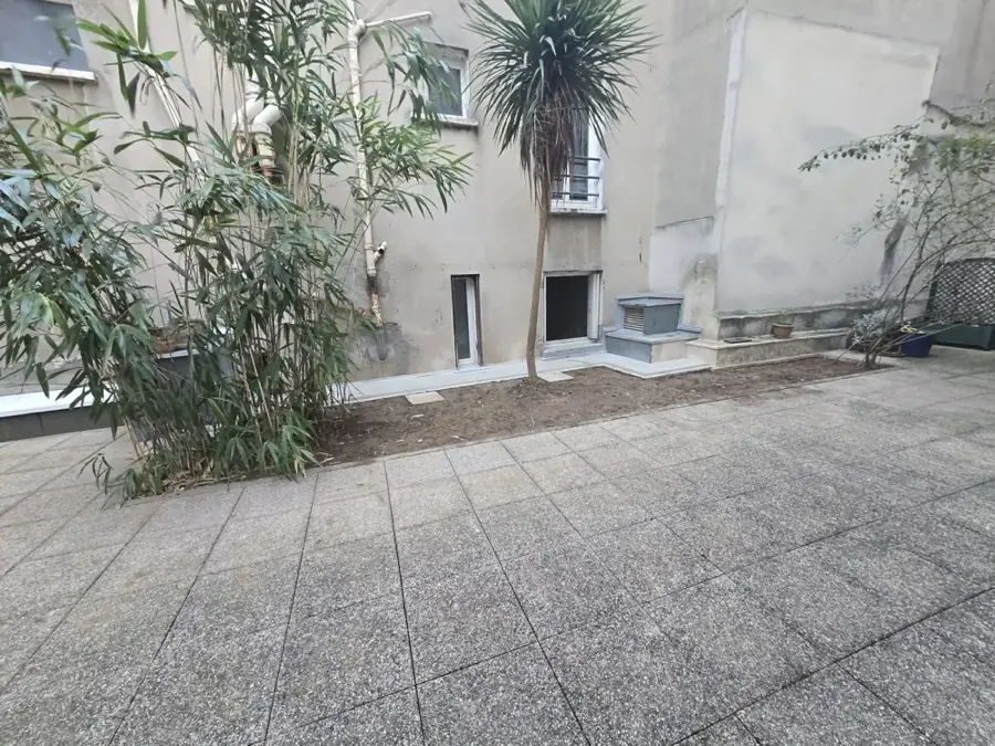 travaux de refection de terrasse et détection fuite réalisée par RED France