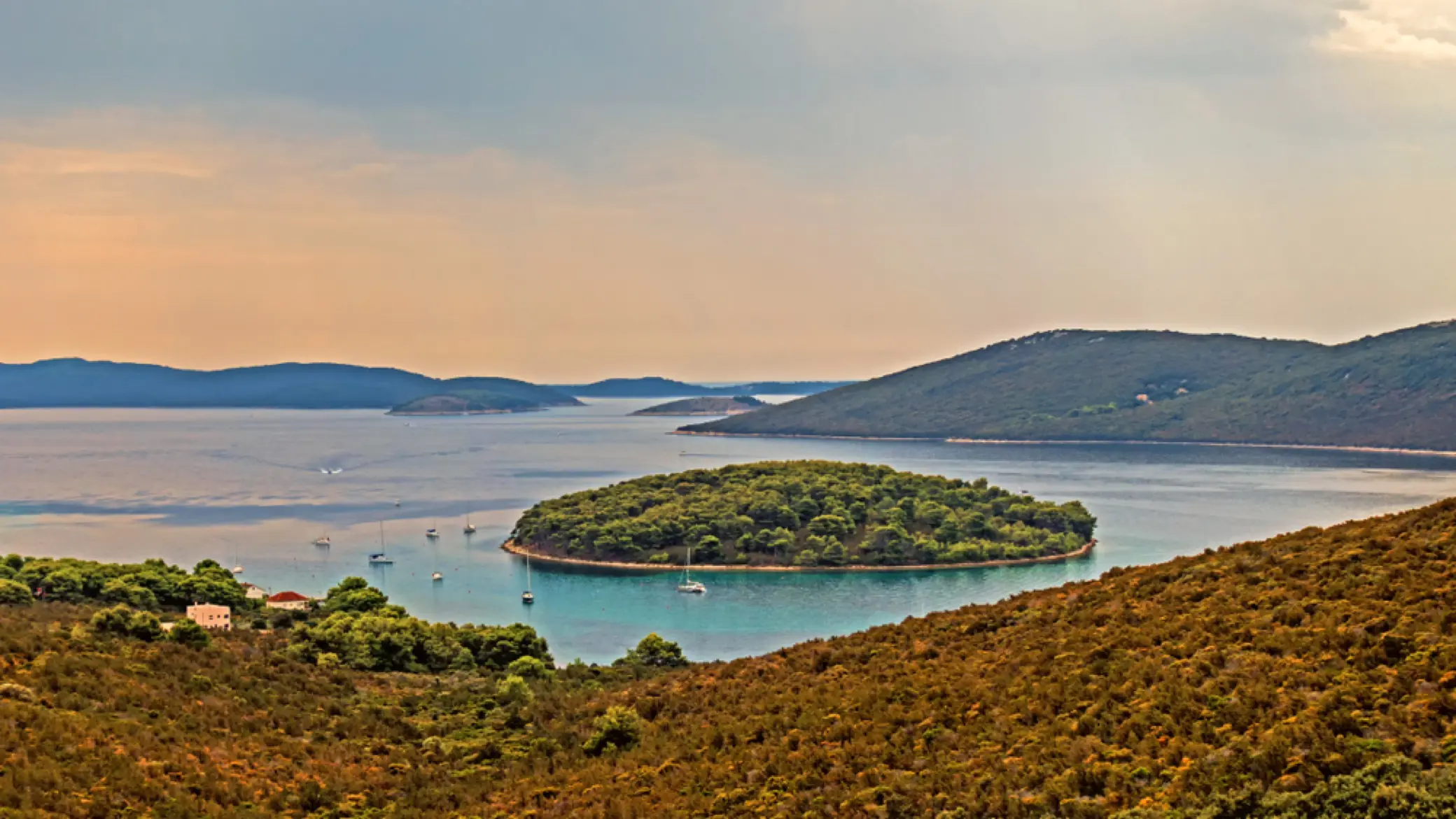 Mouillage à l’île de Molat, dans l’archipel de Zadar