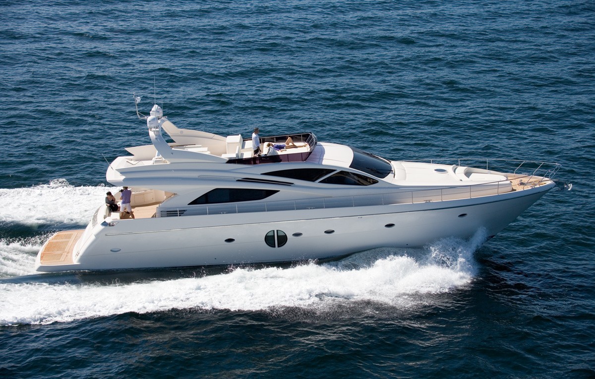 Barco Rodman navegando