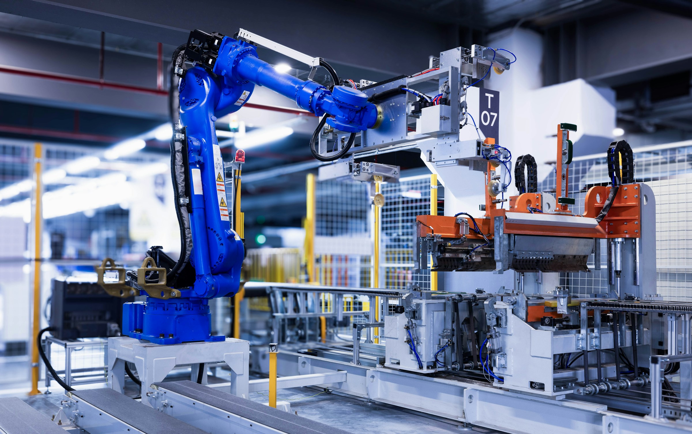 Manufacturing floor at the ARM Hub Learning Factory
