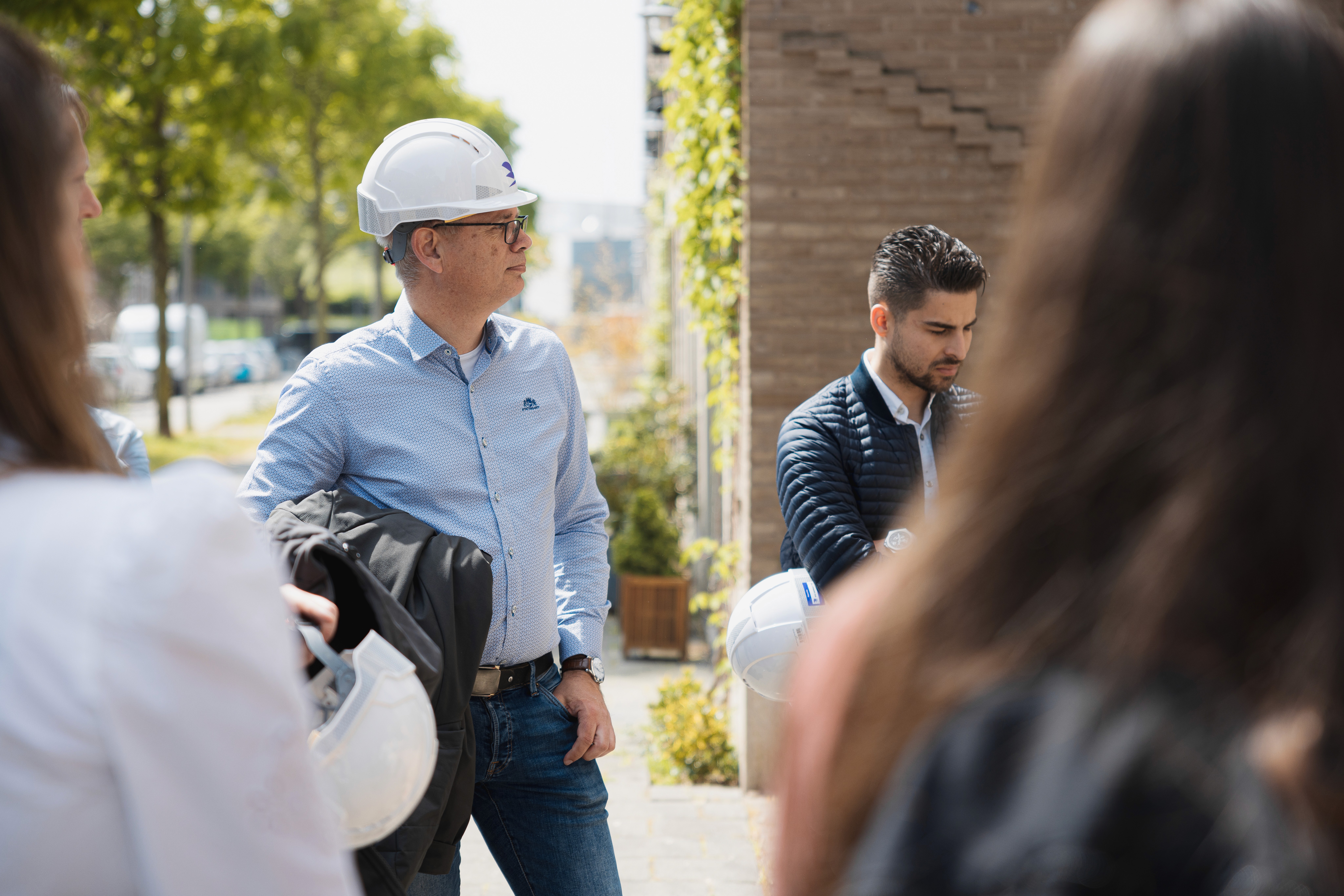 Here comes the alt text