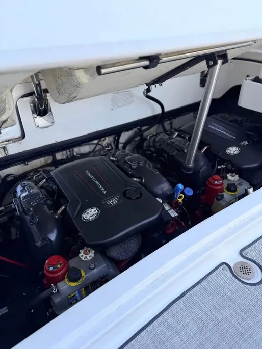 Boat thumbnail 8