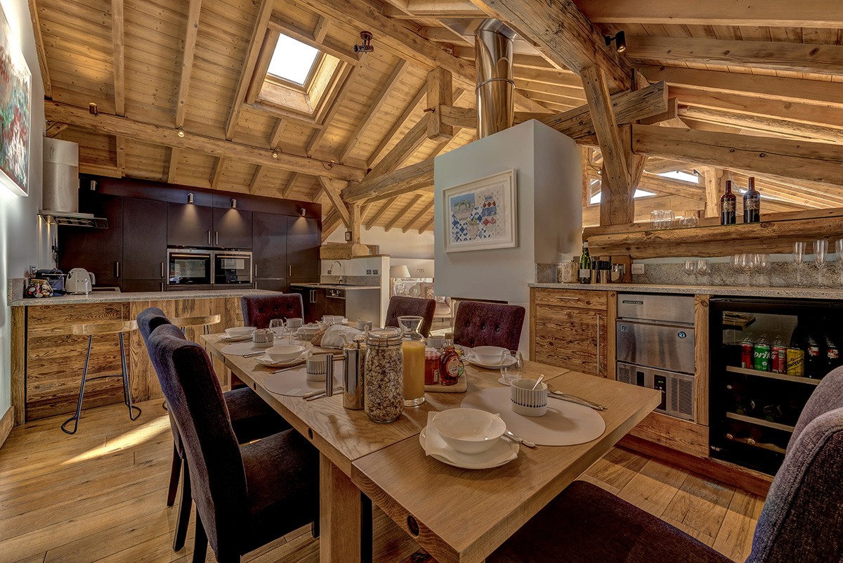 Chalet Coco - dining room