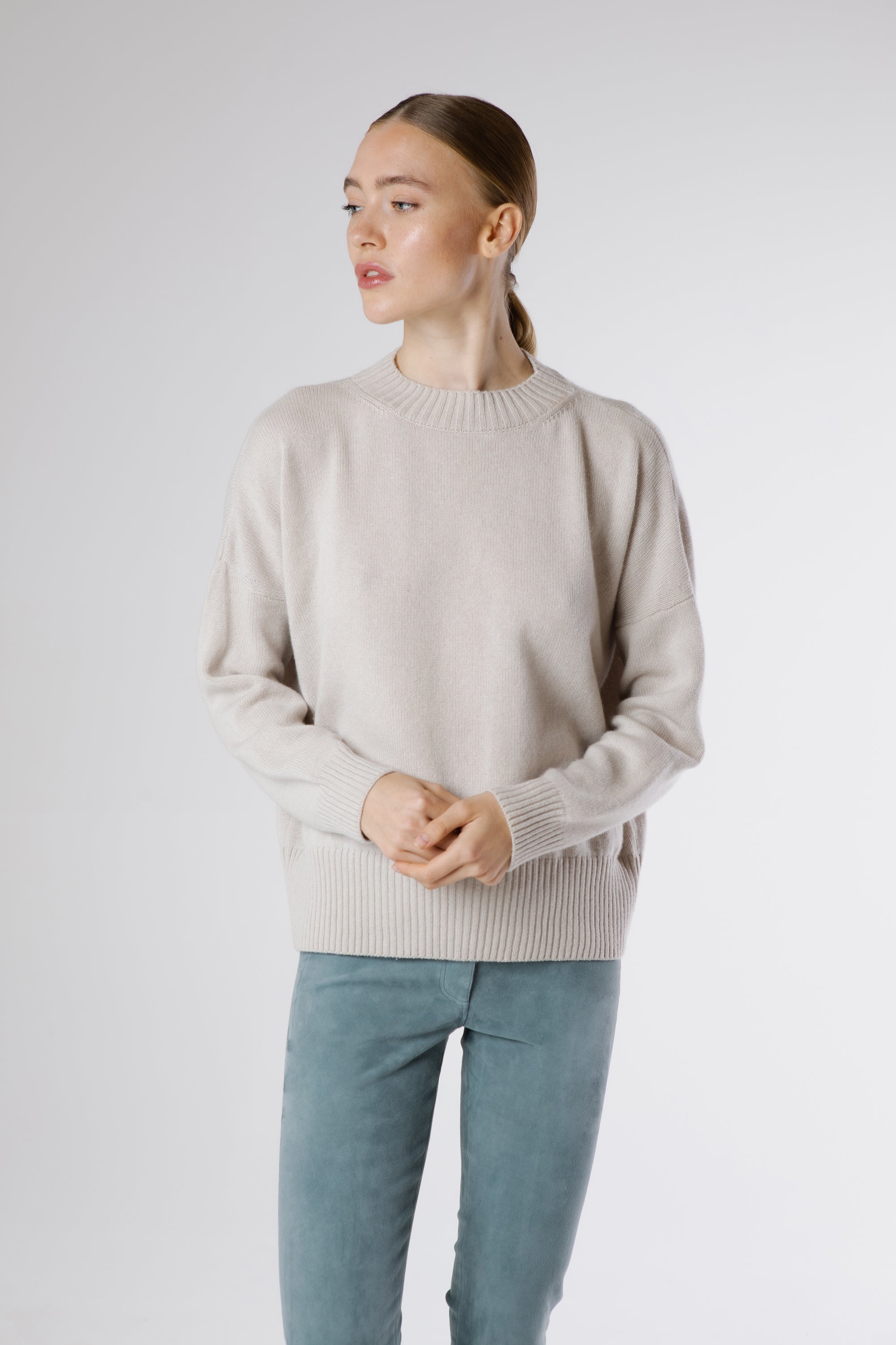 Front view of Gianna Cashmere Pullover in Sphinx beige color