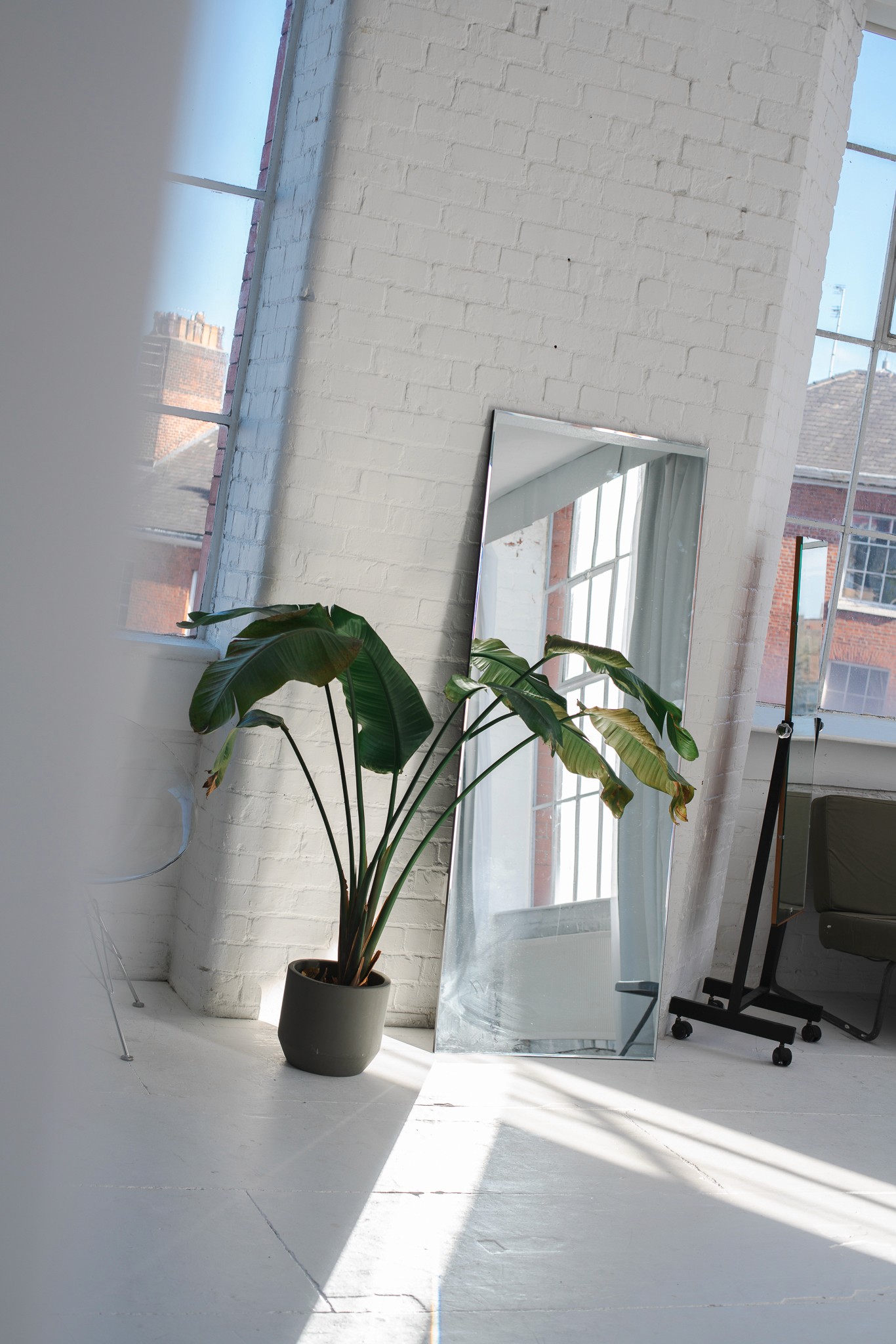 studio shoot in manchester by mia edmond