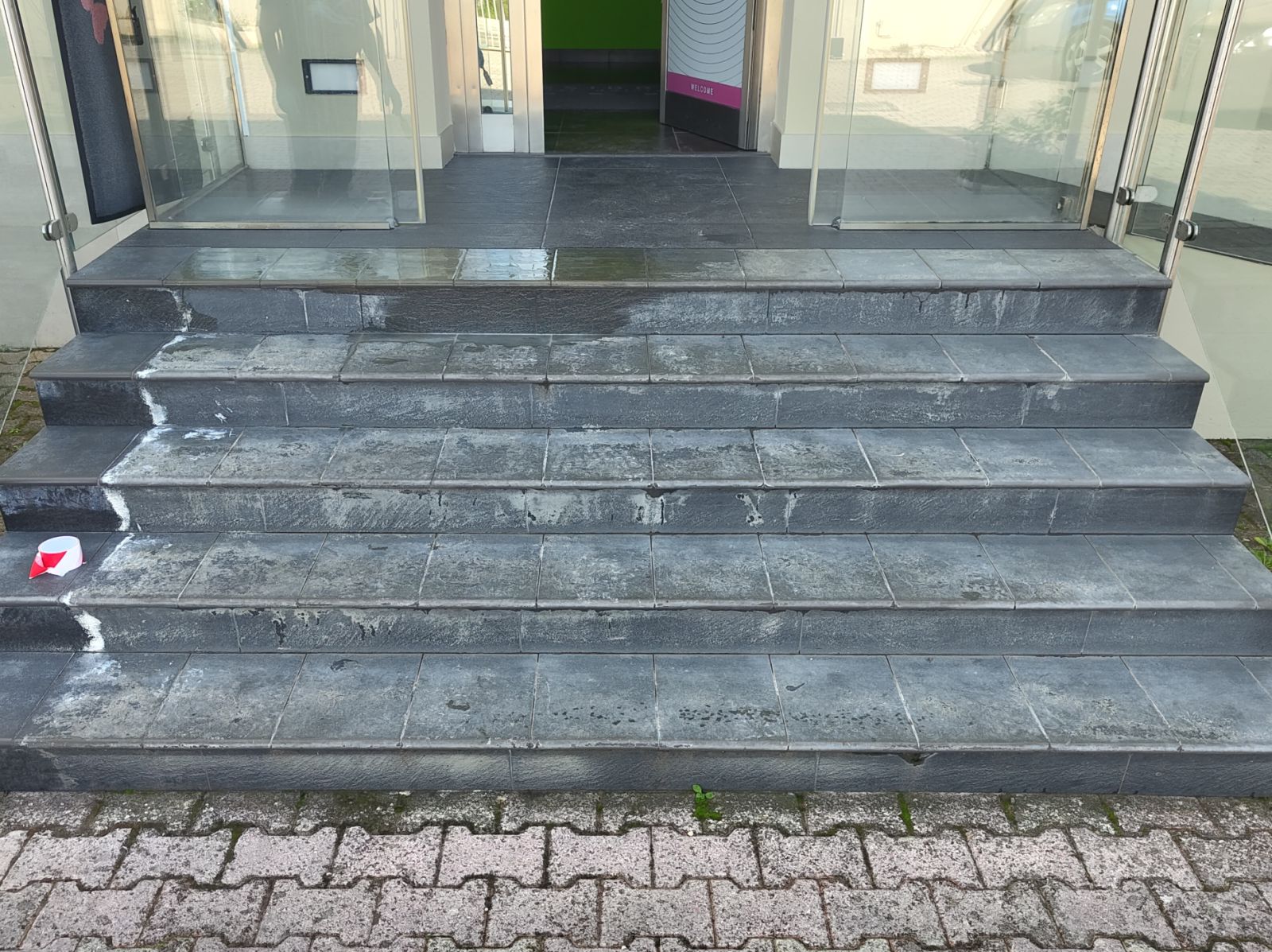 Porcelain entrance steps, before treatment
