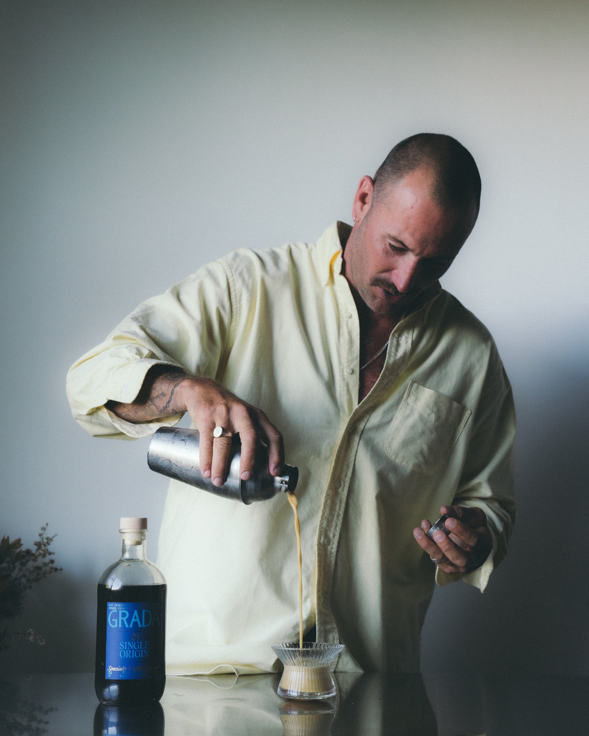 GRADA Gift Box 01 — the single-ingredient espresso martini kit, alternate angle.