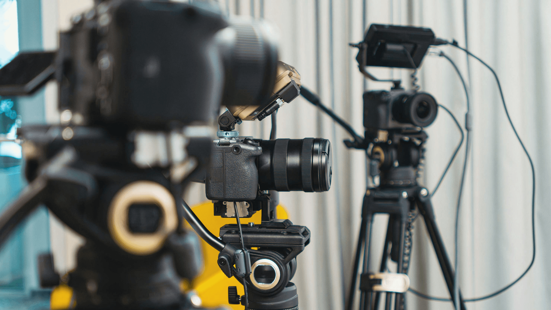 Gestion des réseaux sociaux avec production photo, vidéo et drone pour les entreprises des cantons de Genève et Vaud