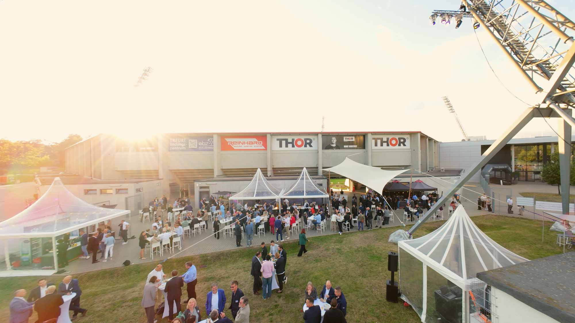 Outdoor event captured by FPV drone; ideal for film production, advertising, and strategic social media campaigns.