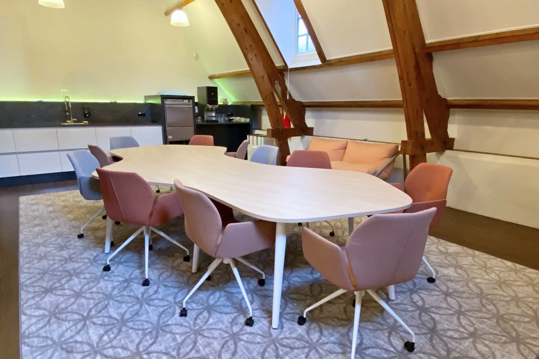 Nieuwe kantoorinrichting Bavinckhouse door Perla