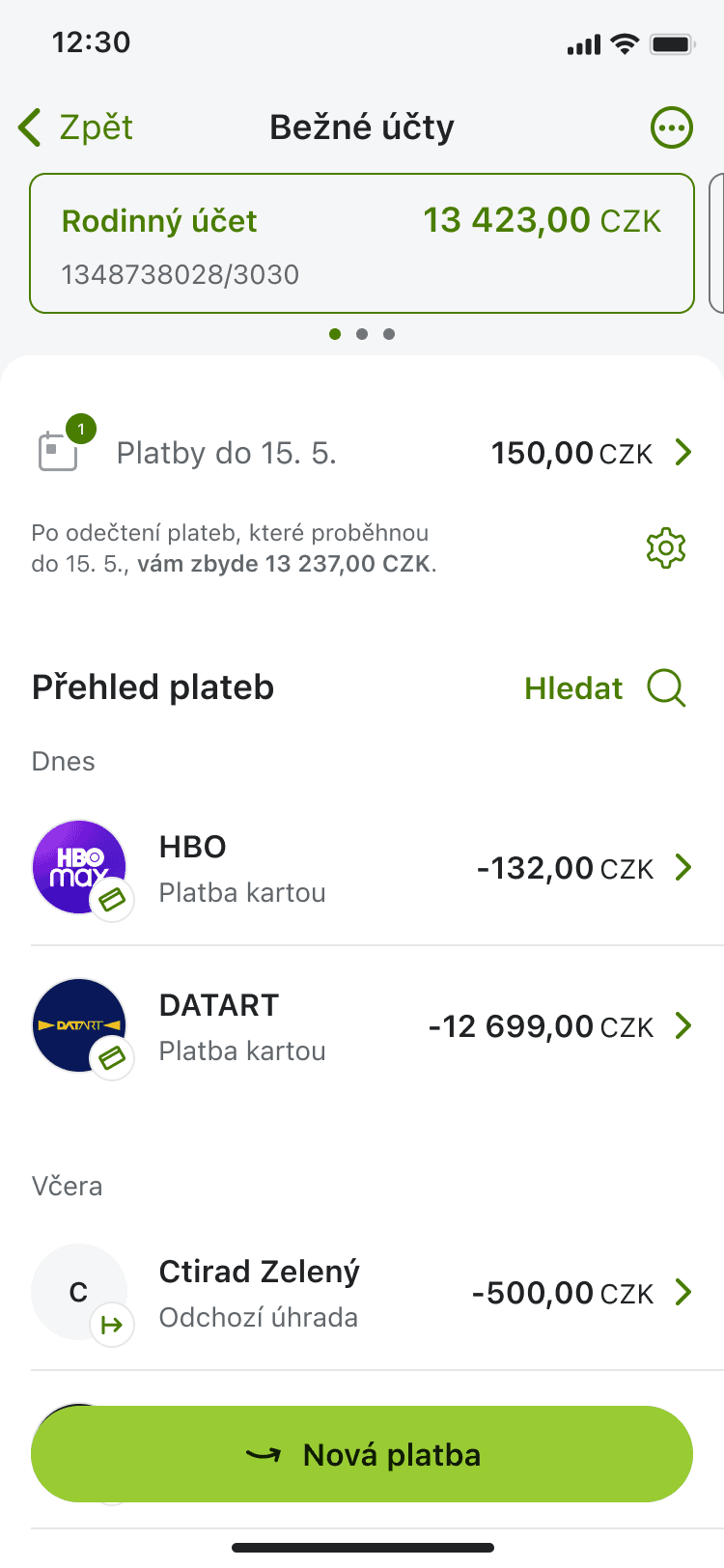 Mobilní aplikace My Air od Air Bank: výběr nové debetní karty s nápaditým zeleným designem a volbou mezi virtuální či plastovou verzí.