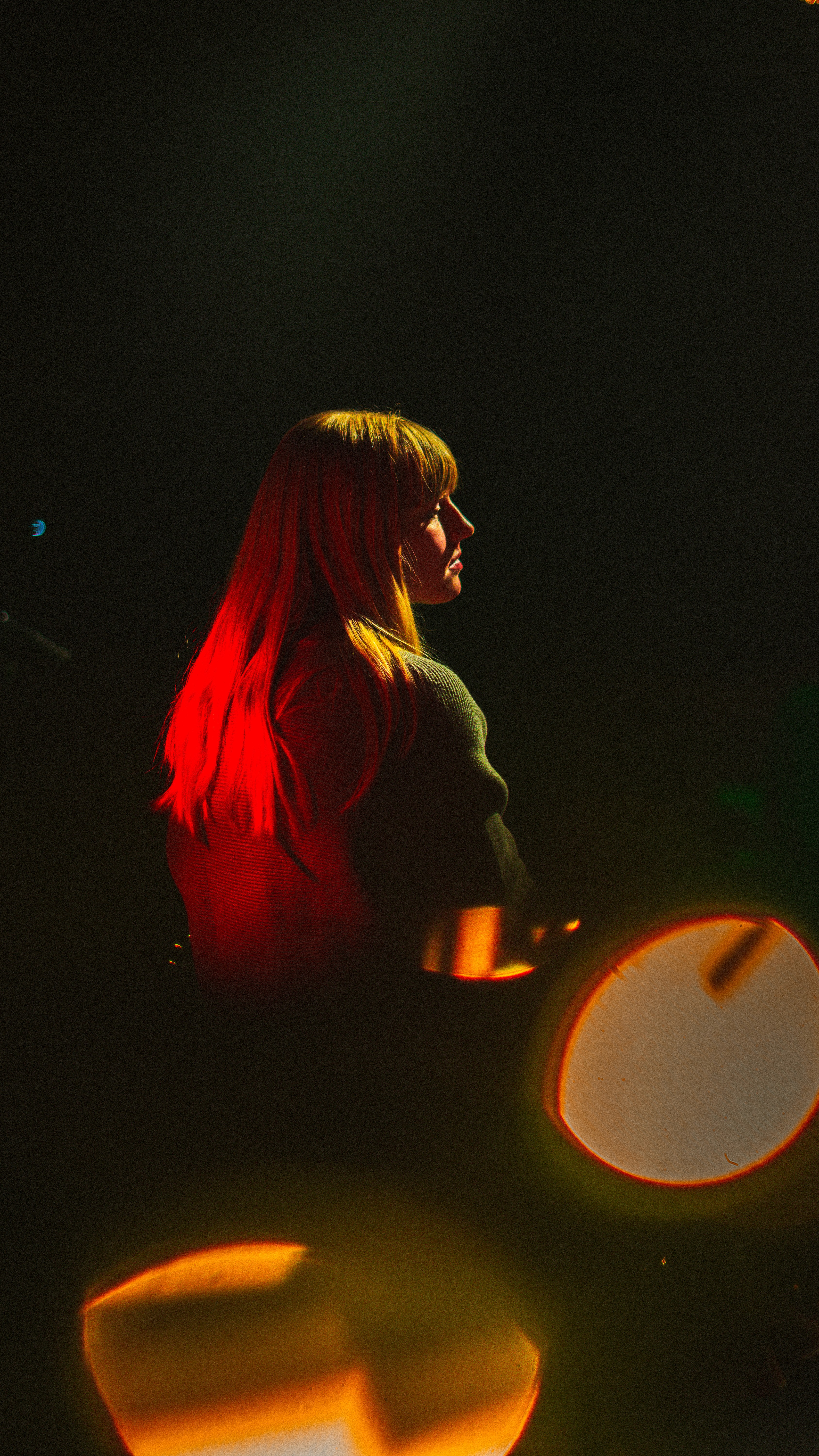 Partial view of a black smartphone screen against a purple gradient backdrop, displaying the “Circular” app icon (rounded square with a purple-pink pill logo) next to the Mail app icon, with the time reading 9:41.