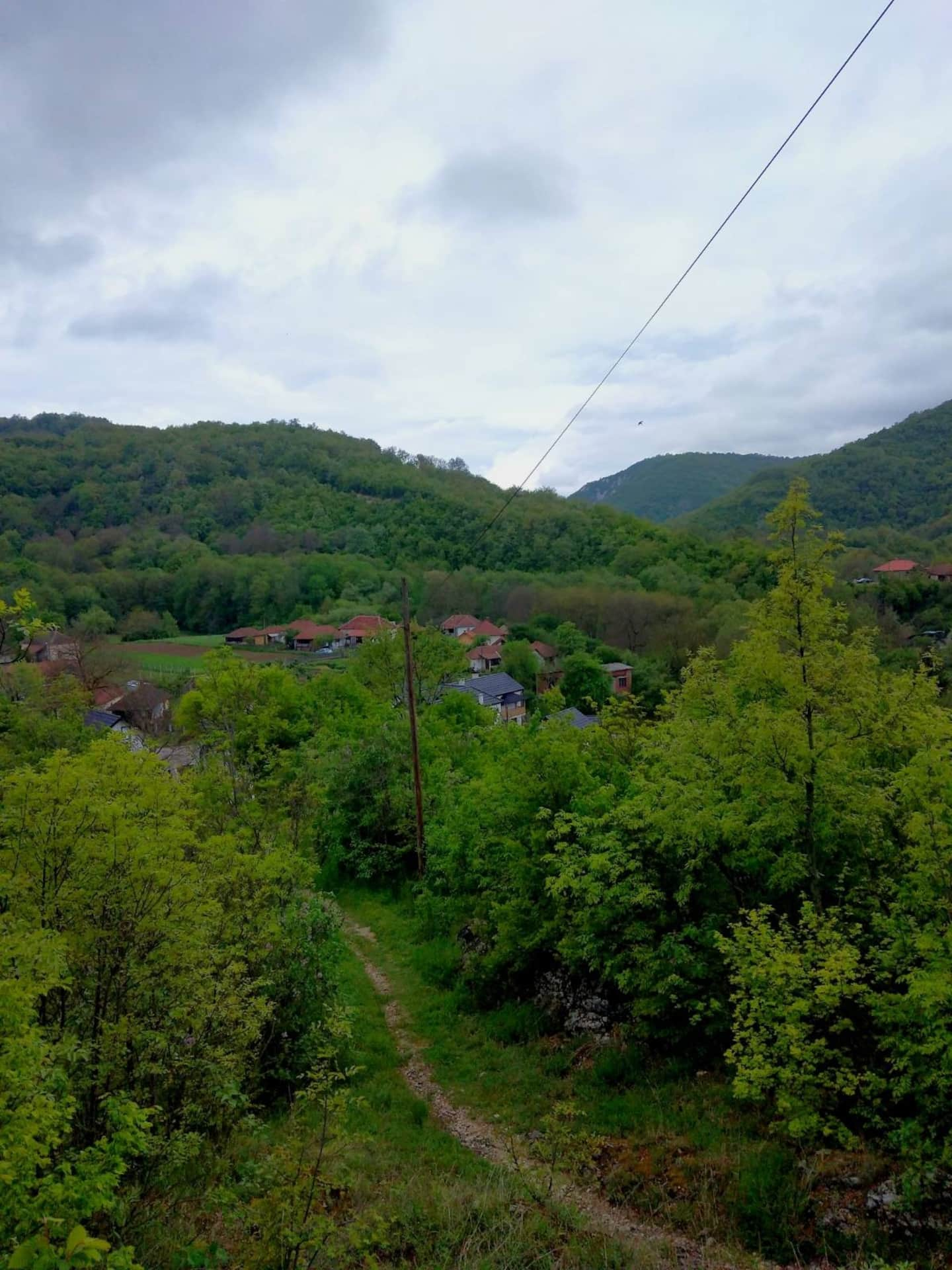 Slika pogleda iz kuce Carobni Kljuc u Zagubici