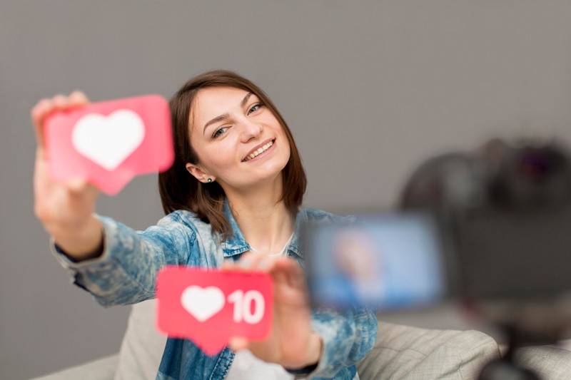 What is a Good Instagram Engagement Rate? Here's the Guide 2026
