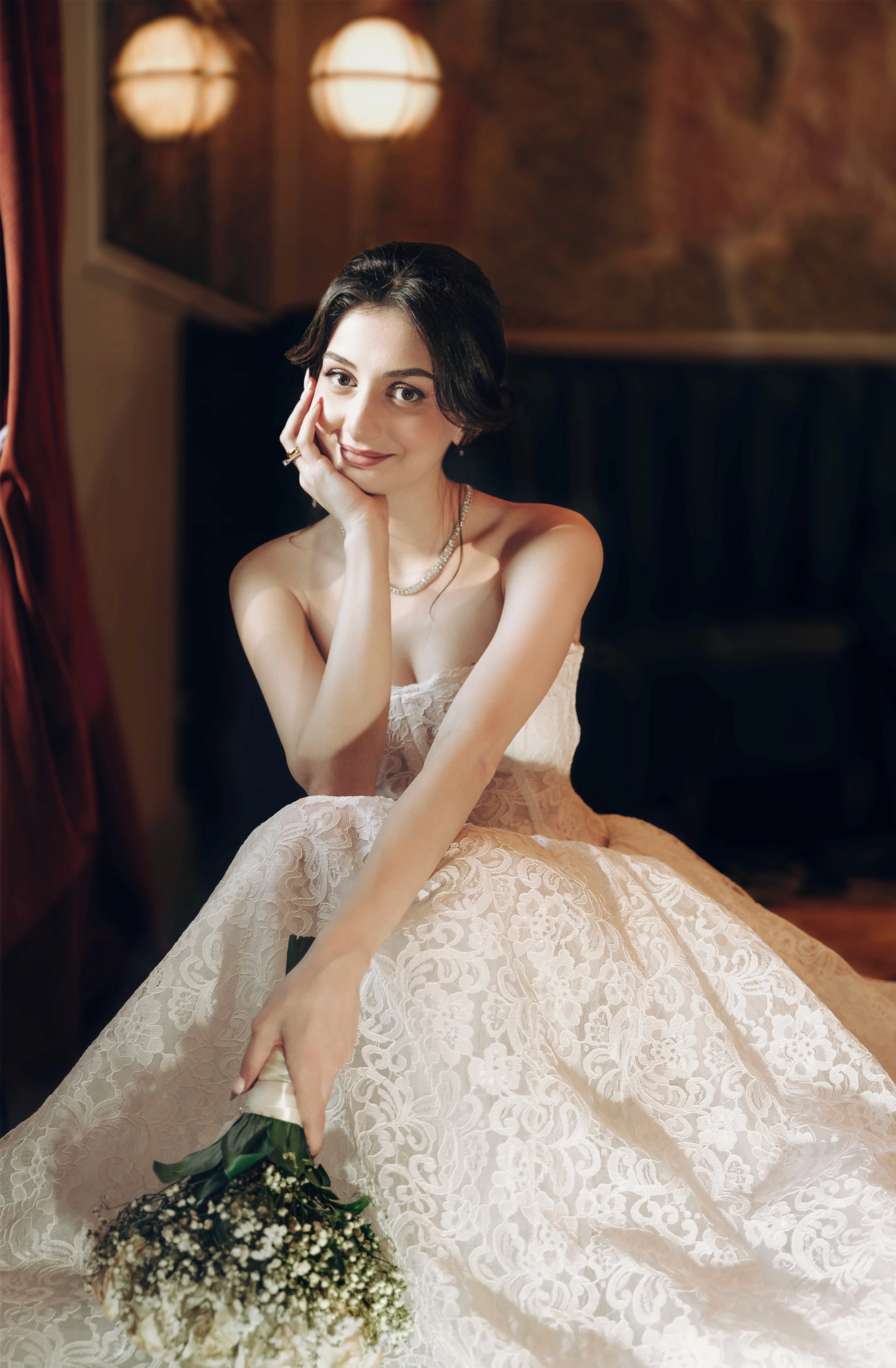 პატარძალი საქორწინო კაბაში, ნილე 