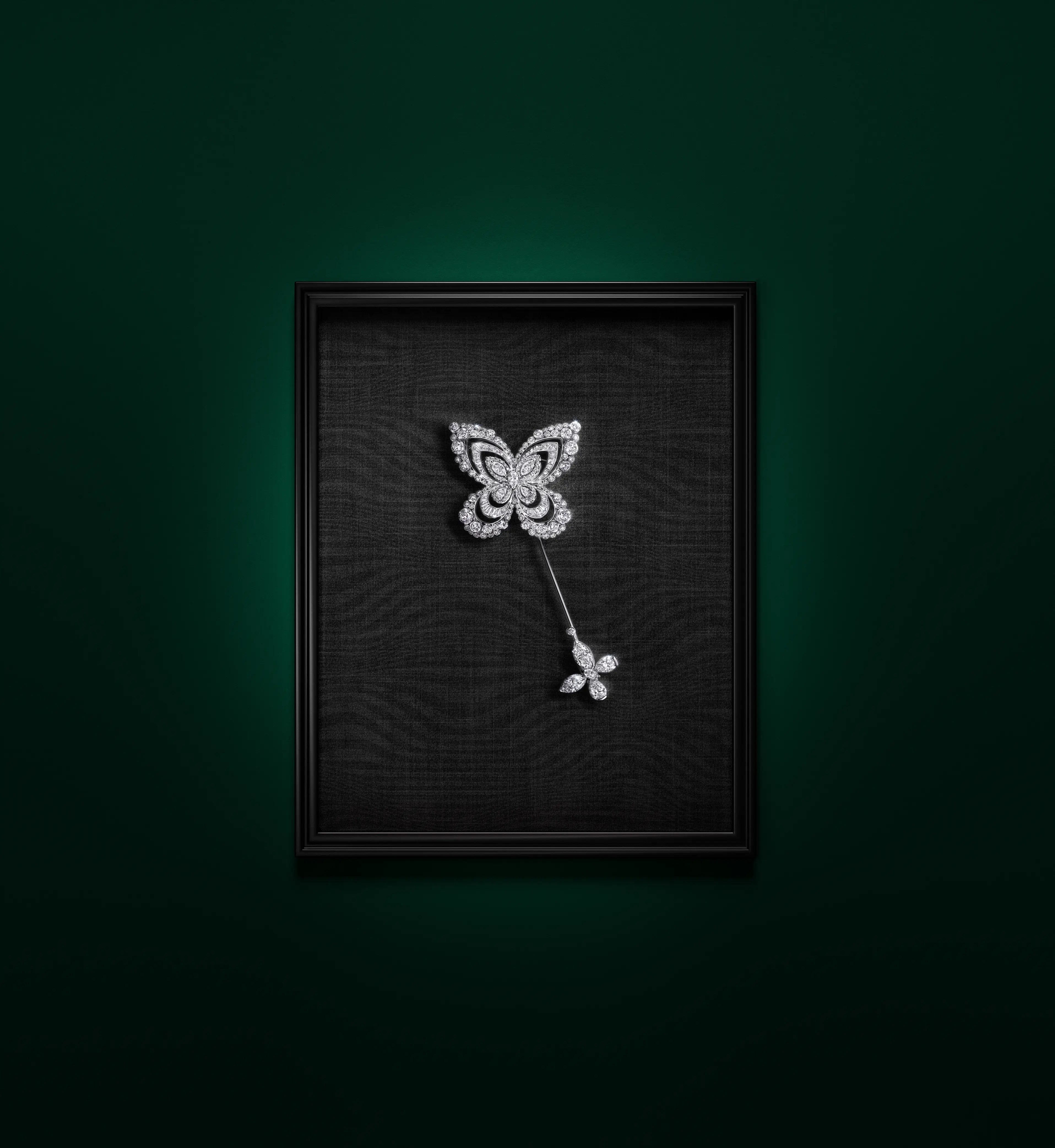 Graff Diamonds Brooch campaign post production by KINN Productions, London — luxury jewellery retouching, 3D compositing and colour grading.