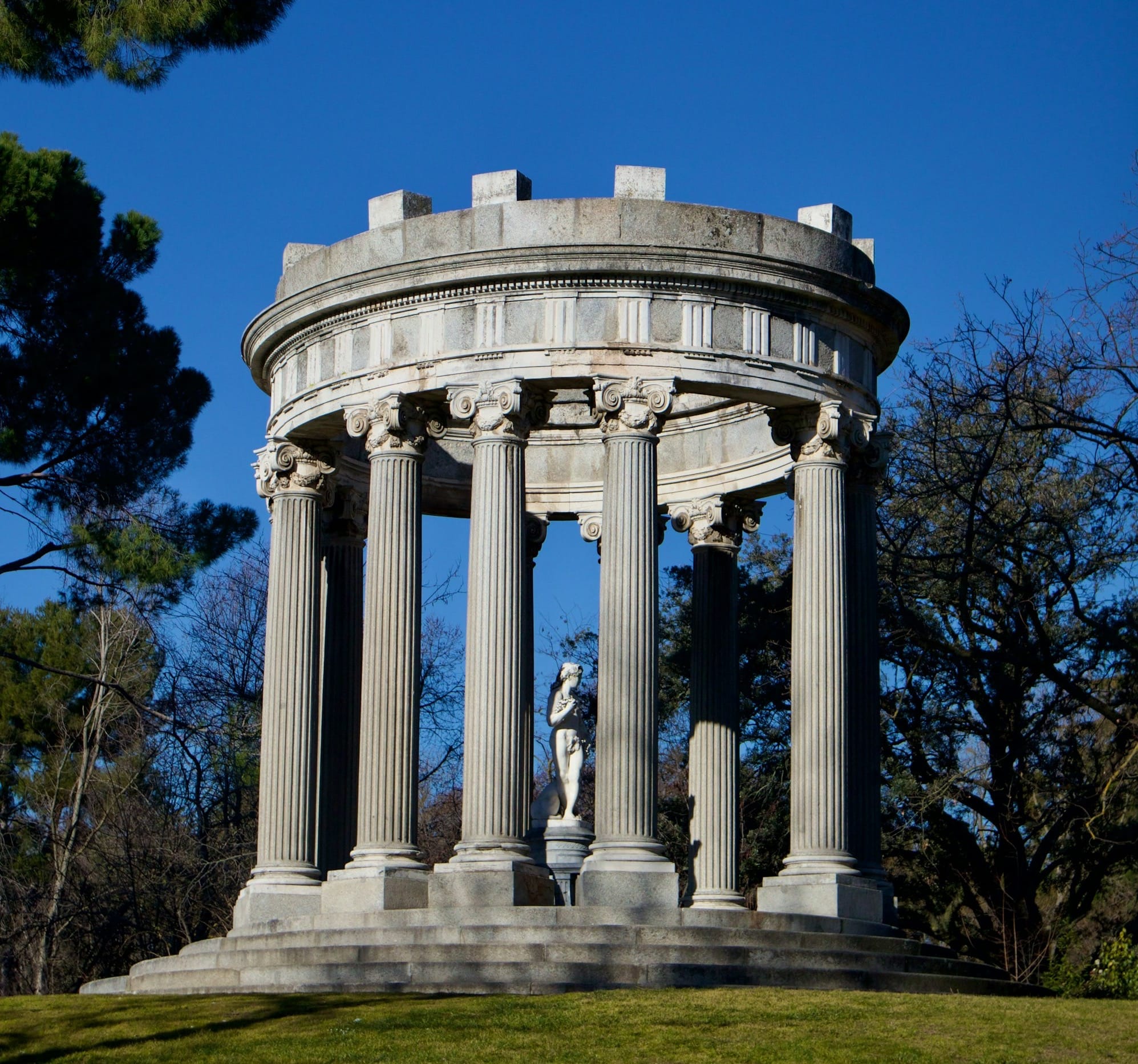 Somos los dioses que bajaron